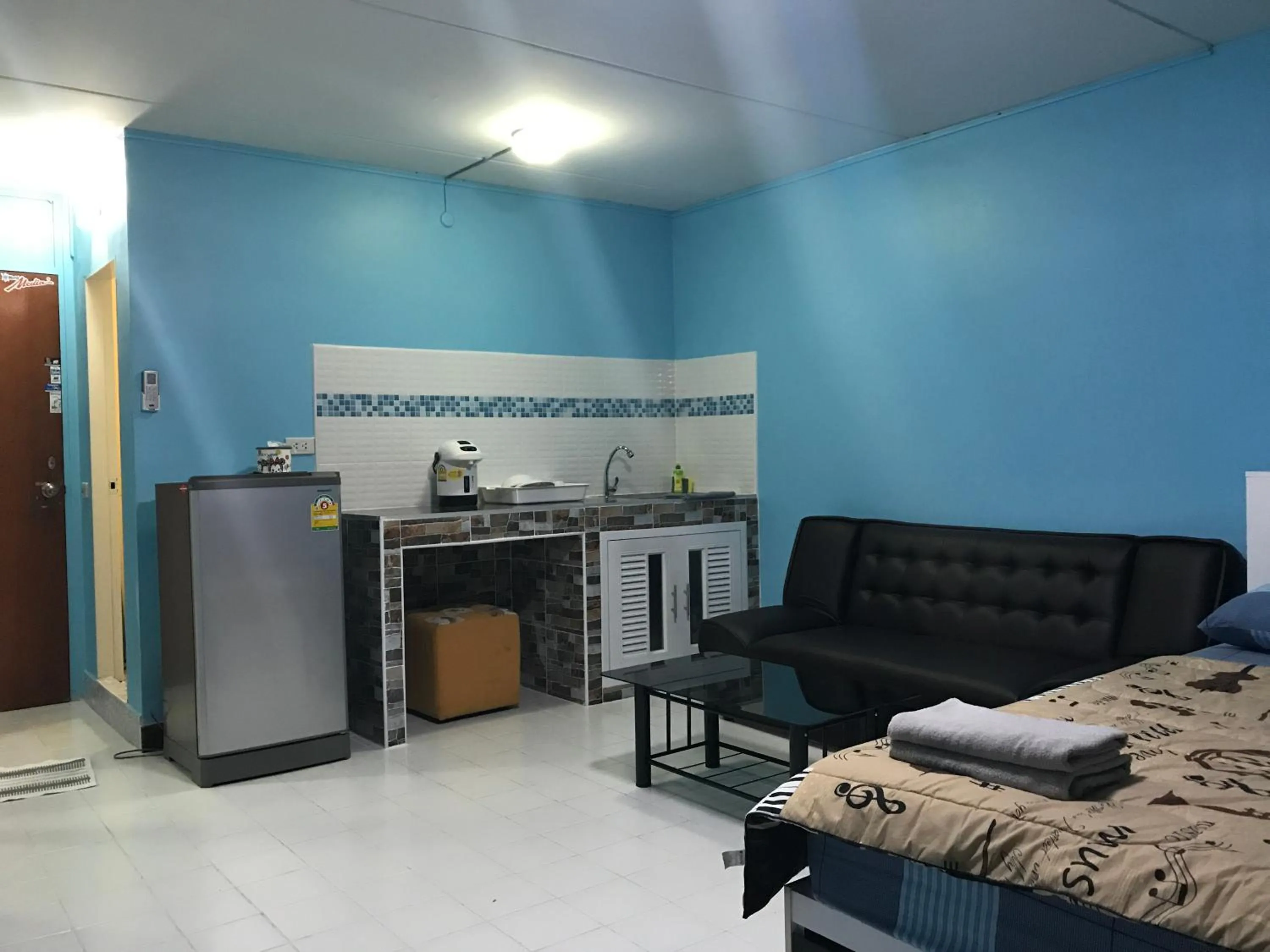 Kitchen or kitchenette in Muangthongthani Rental/Khun Dan