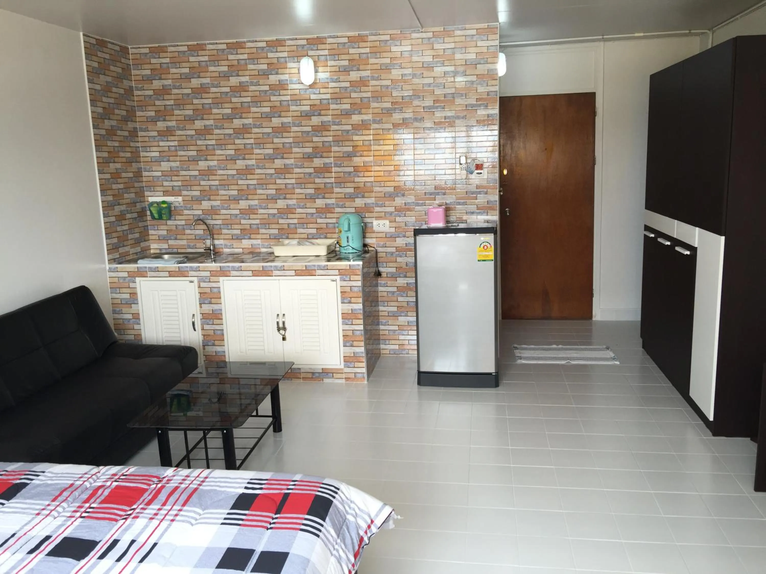 Kitchen or kitchenette in Muangthongthani Rental/Khun Dan