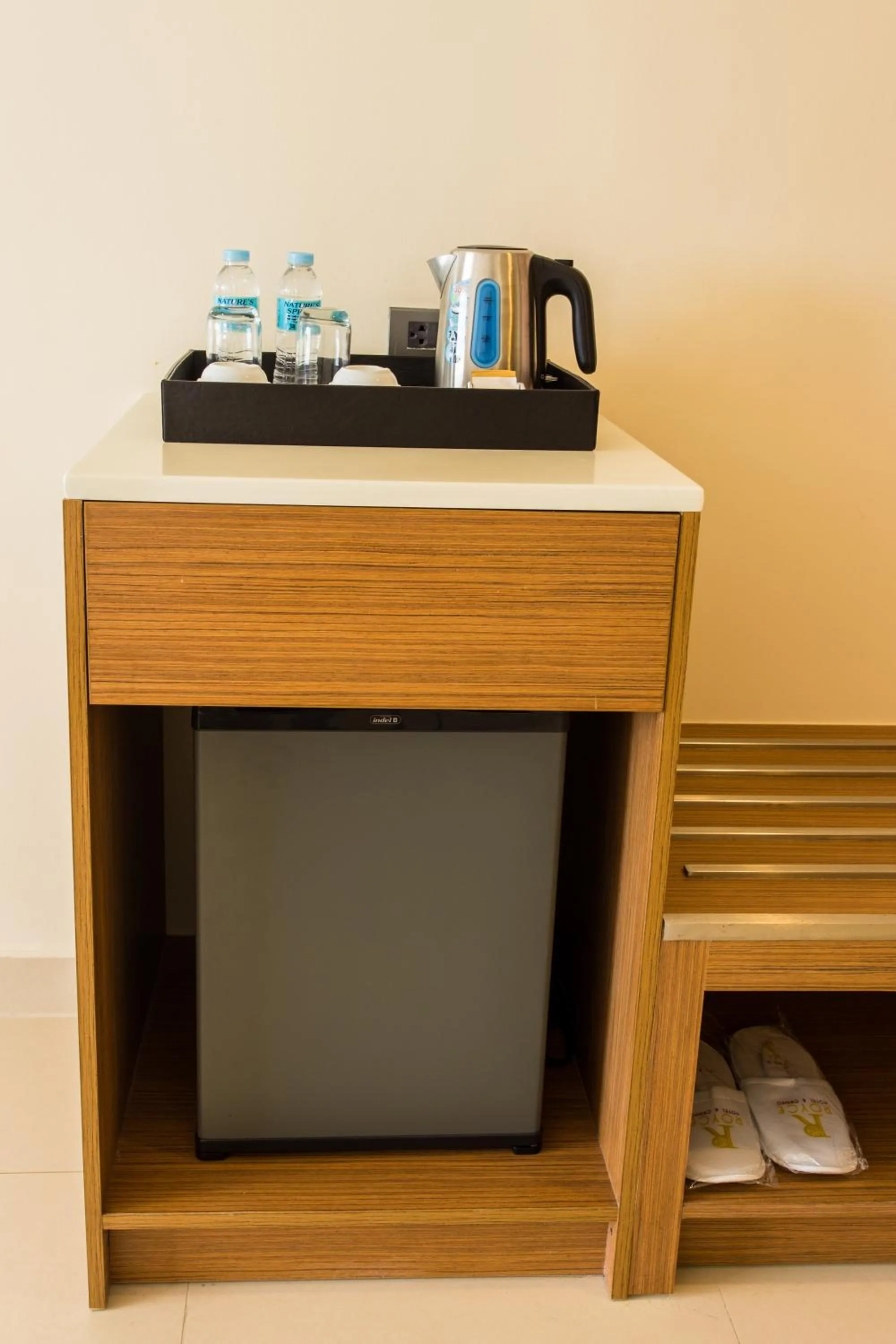 Coffee/tea facilities in Royce Hotel & Casino