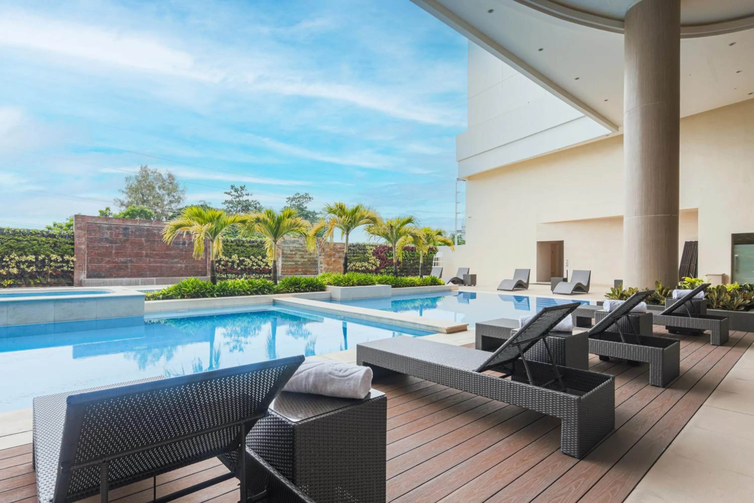 Pool view in Royce Hotel & Casino