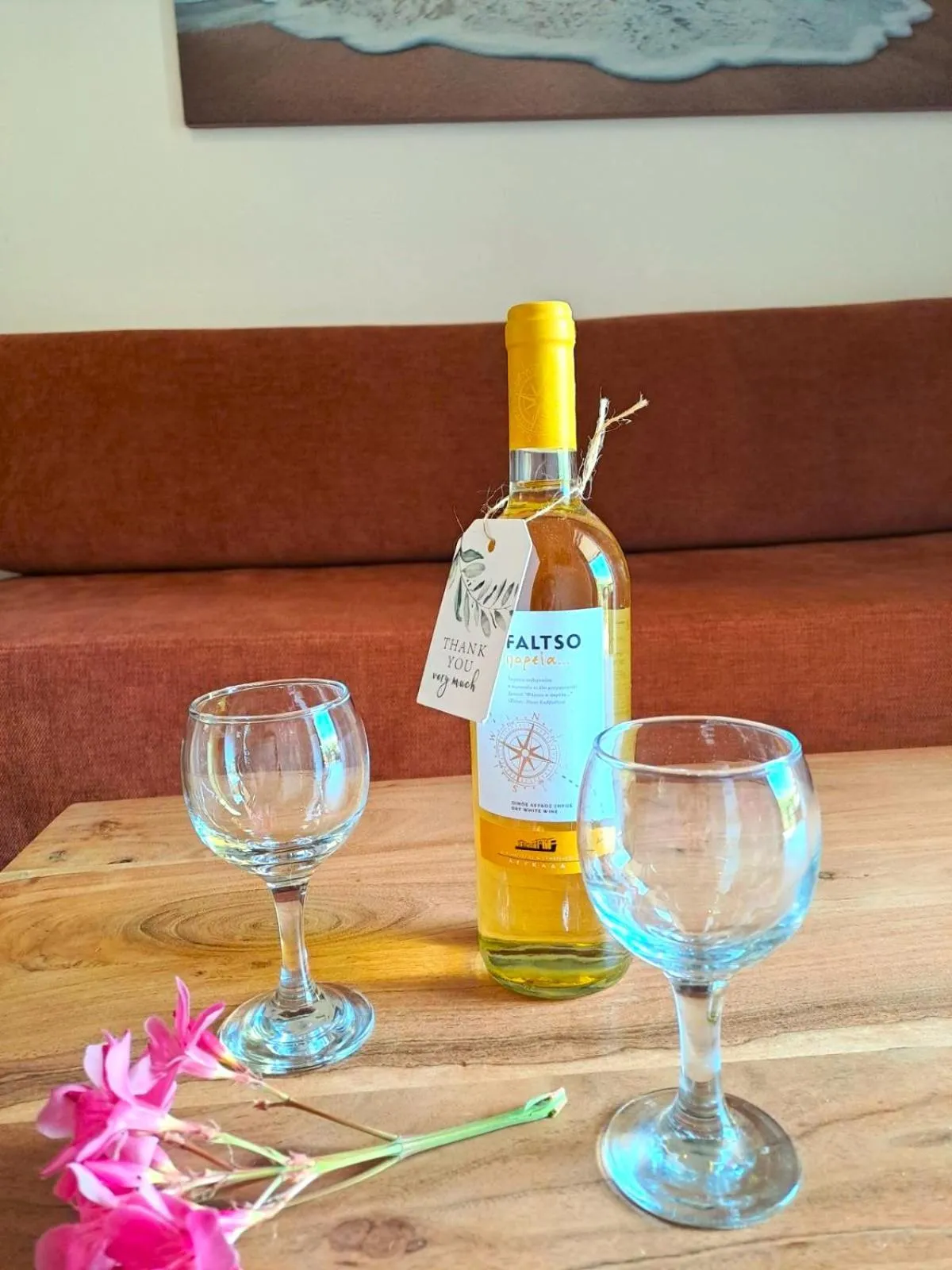 Ilianthos Apartments & Rooms