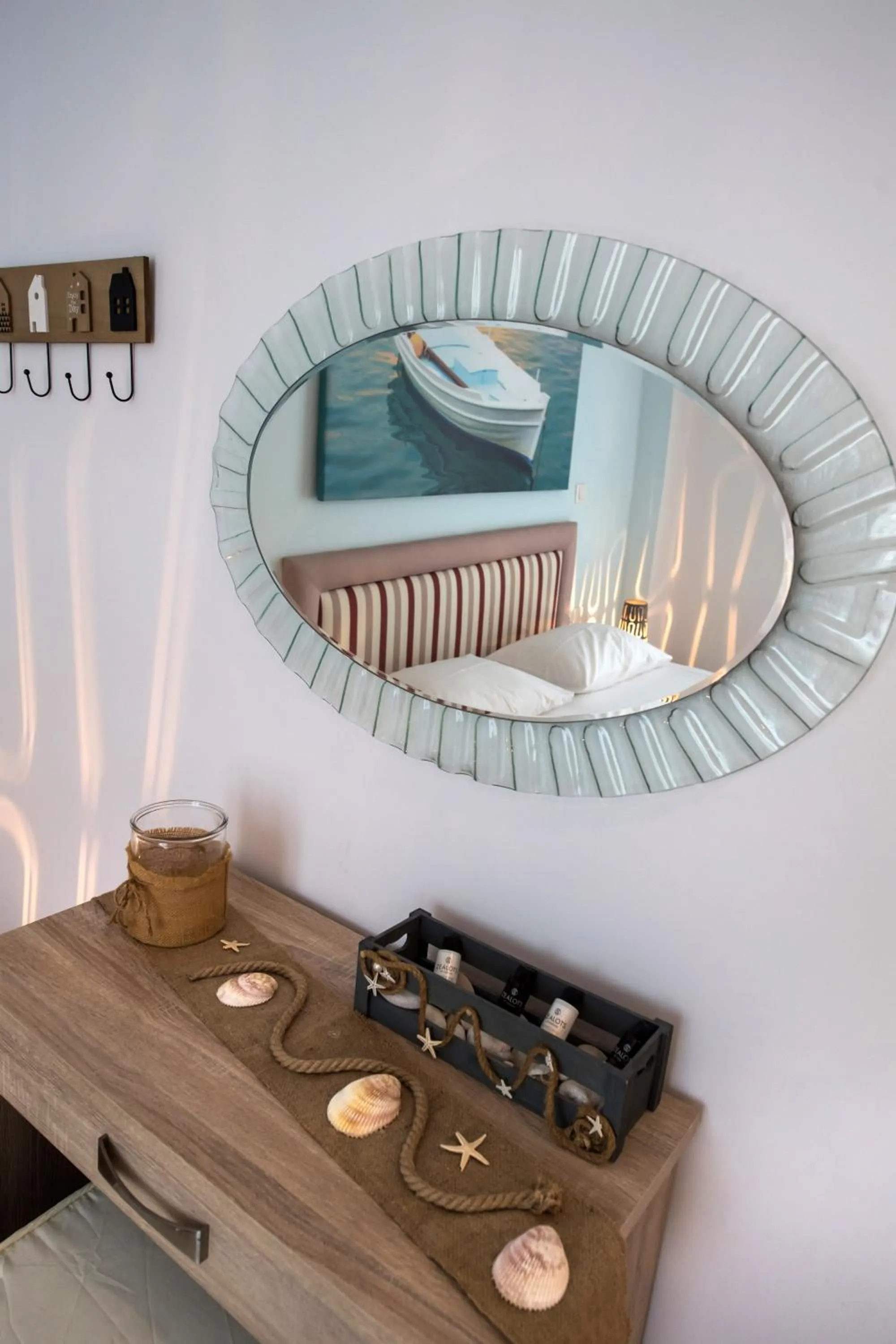 Decorative detail in Ilianthos Apartments & Rooms