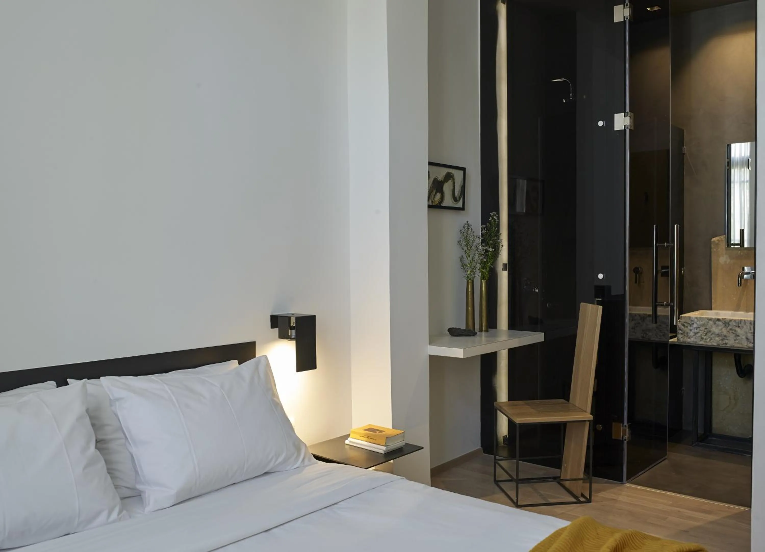 Decorative detail, Bed in InnAthens