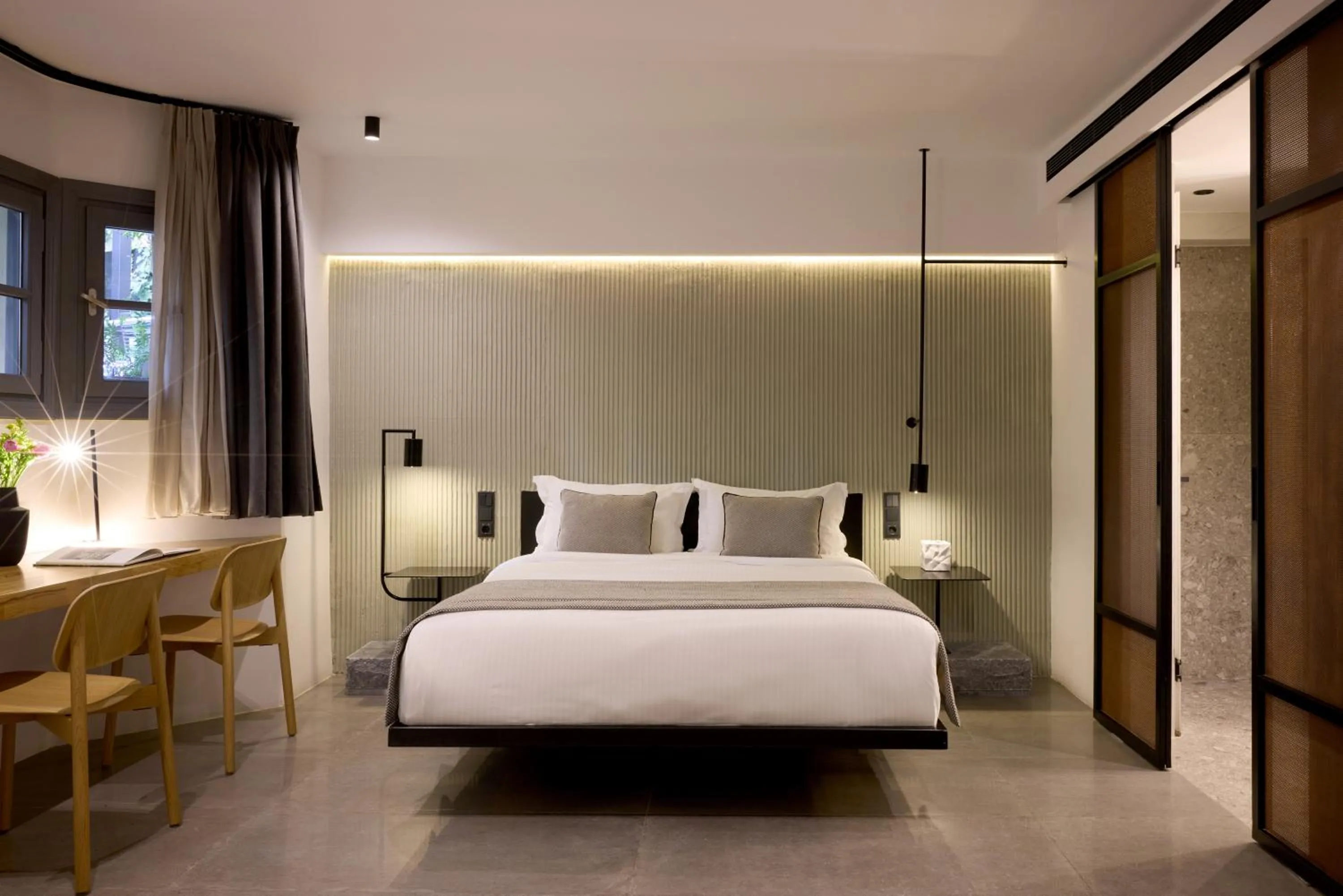 Bedroom, Bed in InnAthens