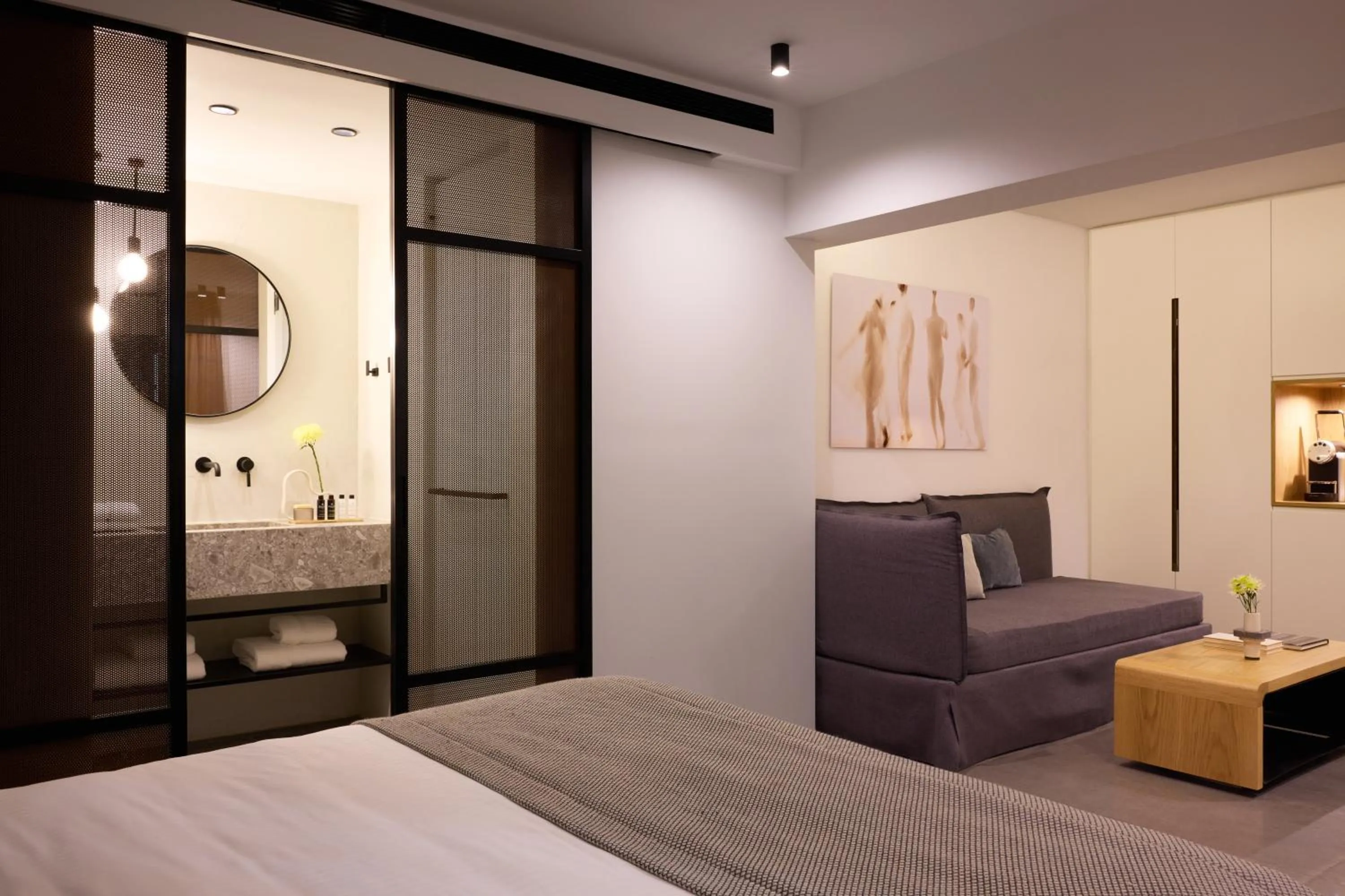 Bedroom, Bed in InnAthens