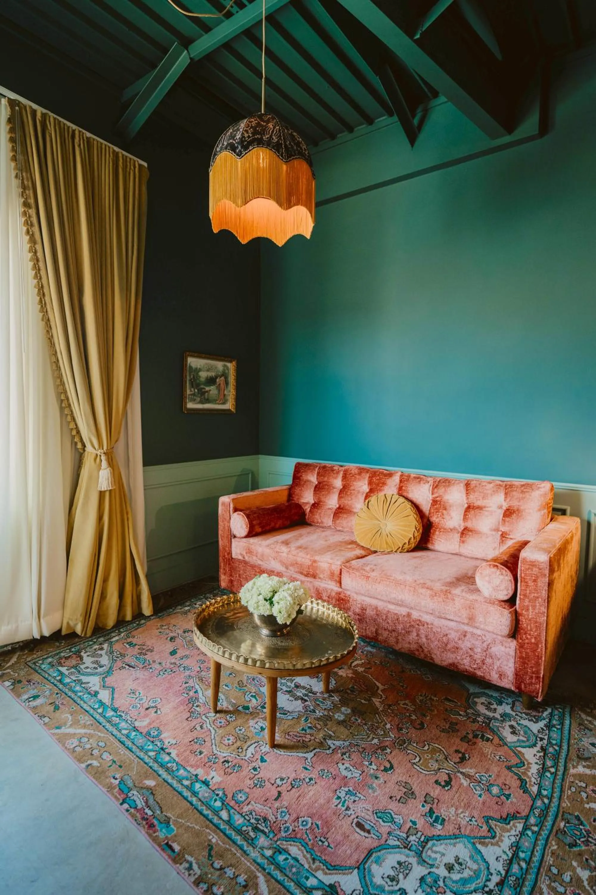 Seating area in The Frances Modern Inn