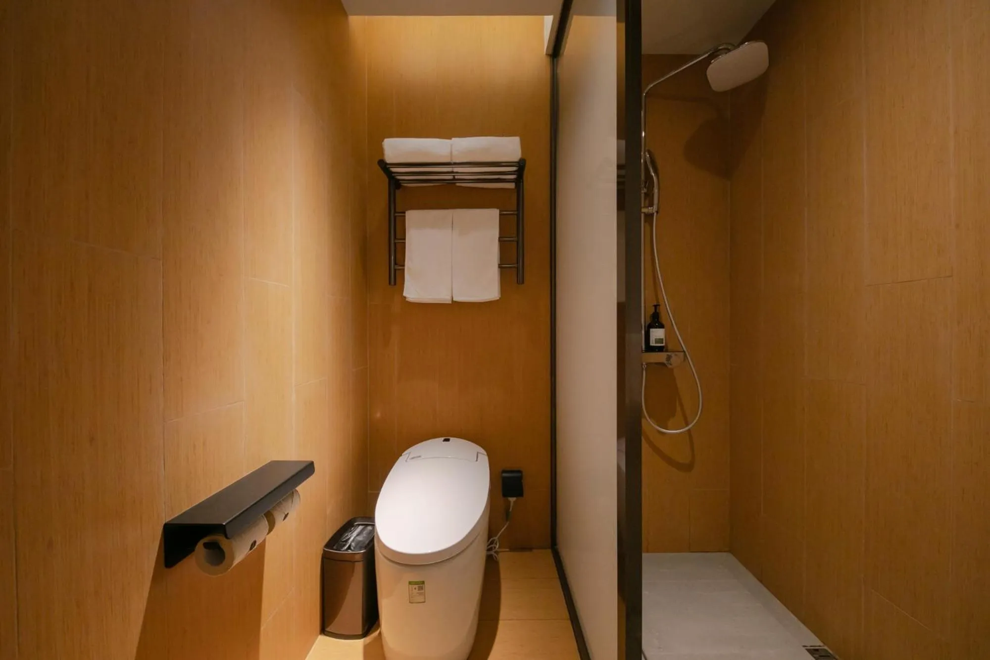 Toilet in JI Hotel Beijing Shijingshan Wanda Taiwan Street