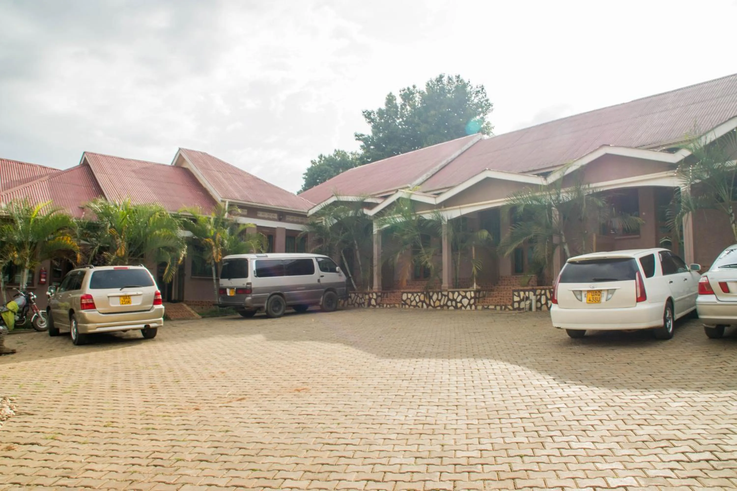 Area and facilities in Oxford Royal Hotel