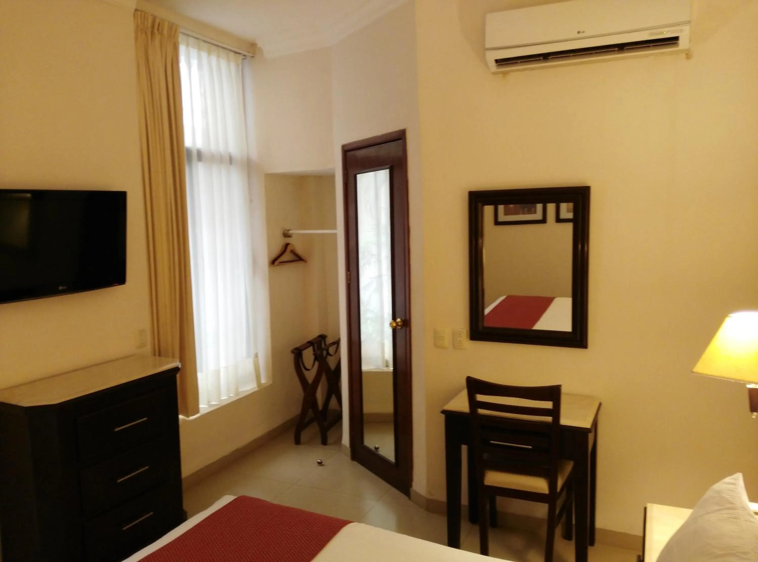 Decorative detail, Bed in Hotel Lopez Campeche