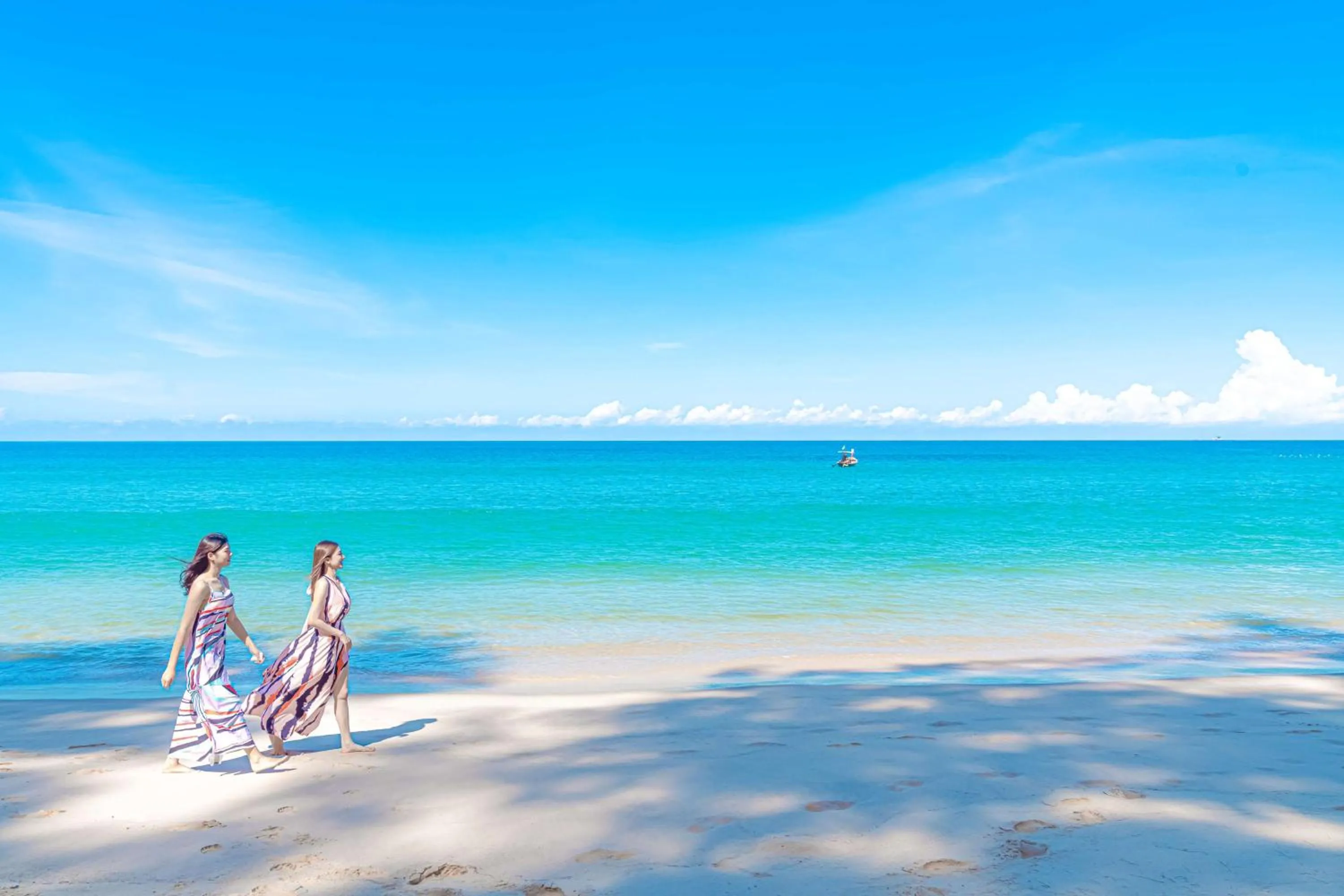Beach in Cassia Phuket, part of Banyan Group