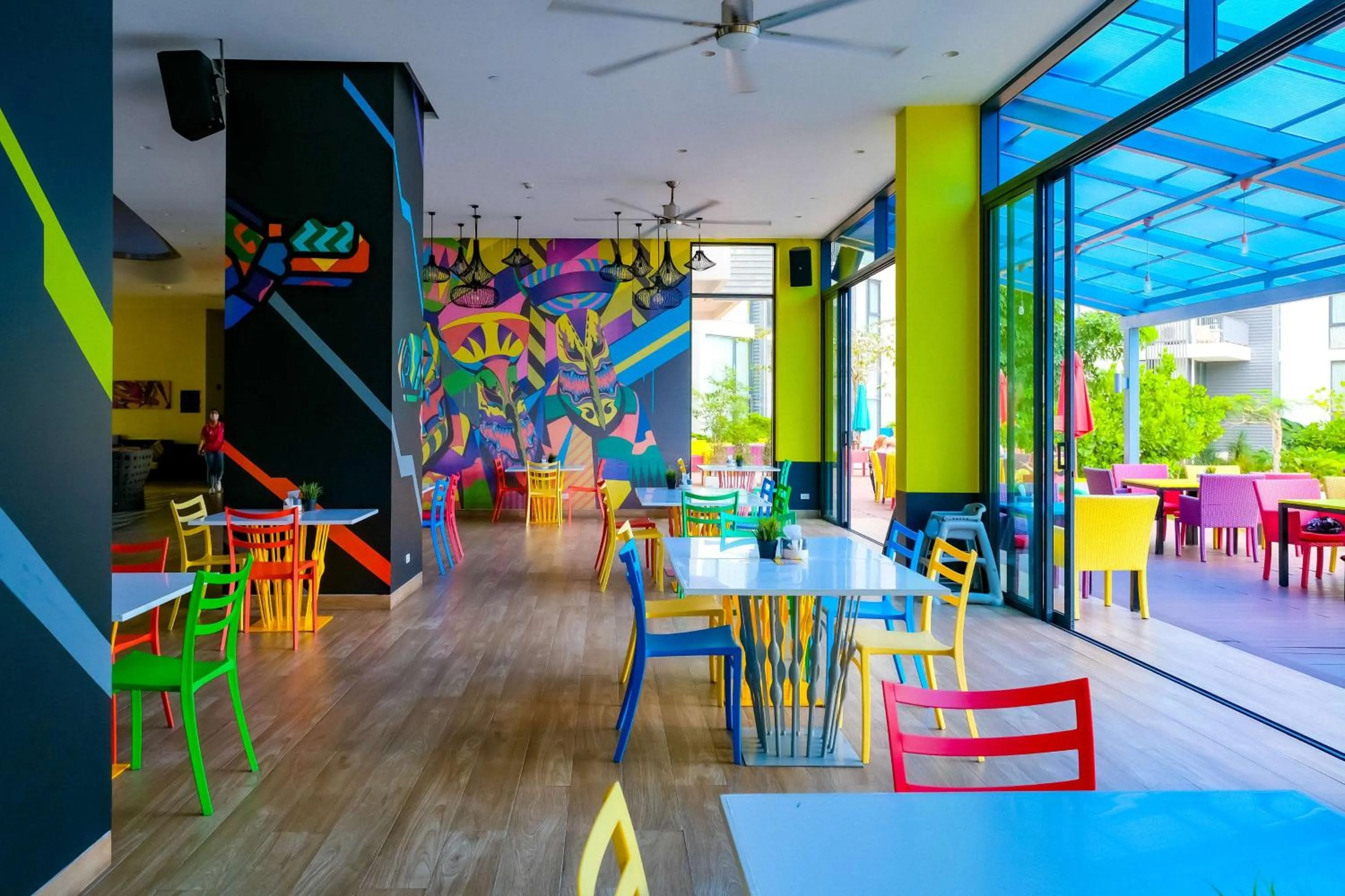 Restaurant/places to eat in Cassia Phuket, part of Banyan Group