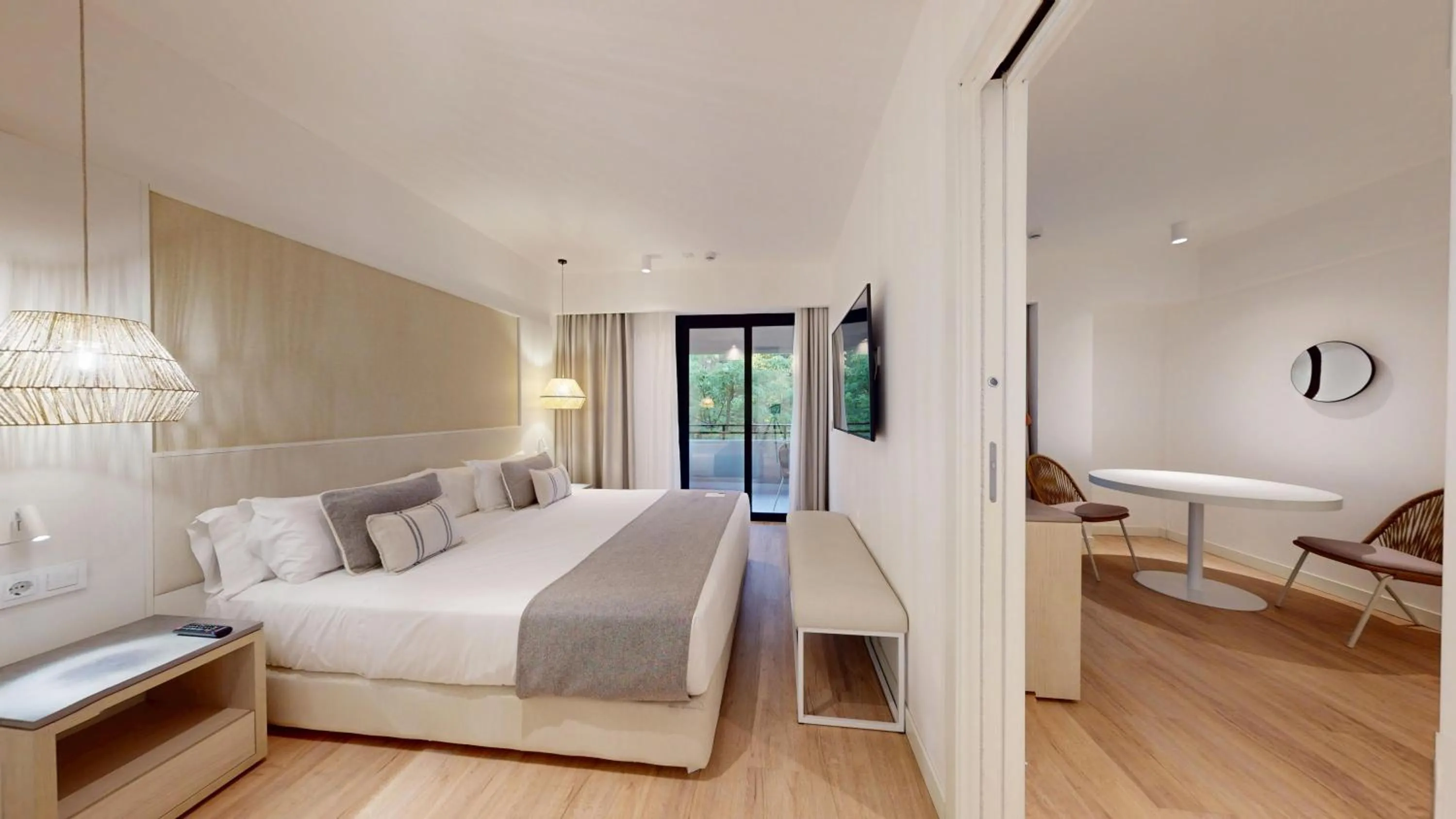 Bedroom, Bed in Grand Palladium Sicilia Resort & Spa