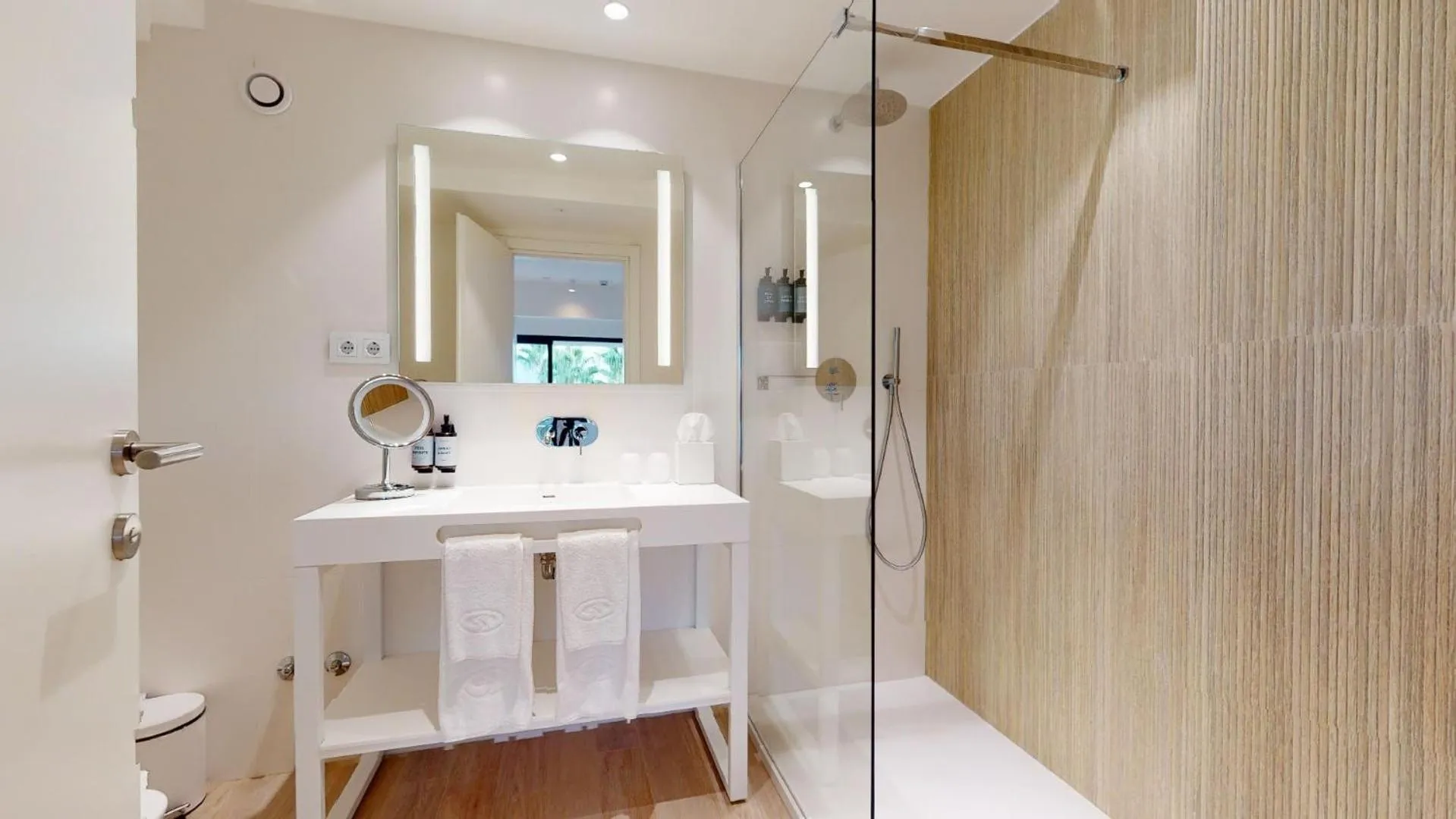 Bathroom in Grand Palladium Sicilia Resort & Spa