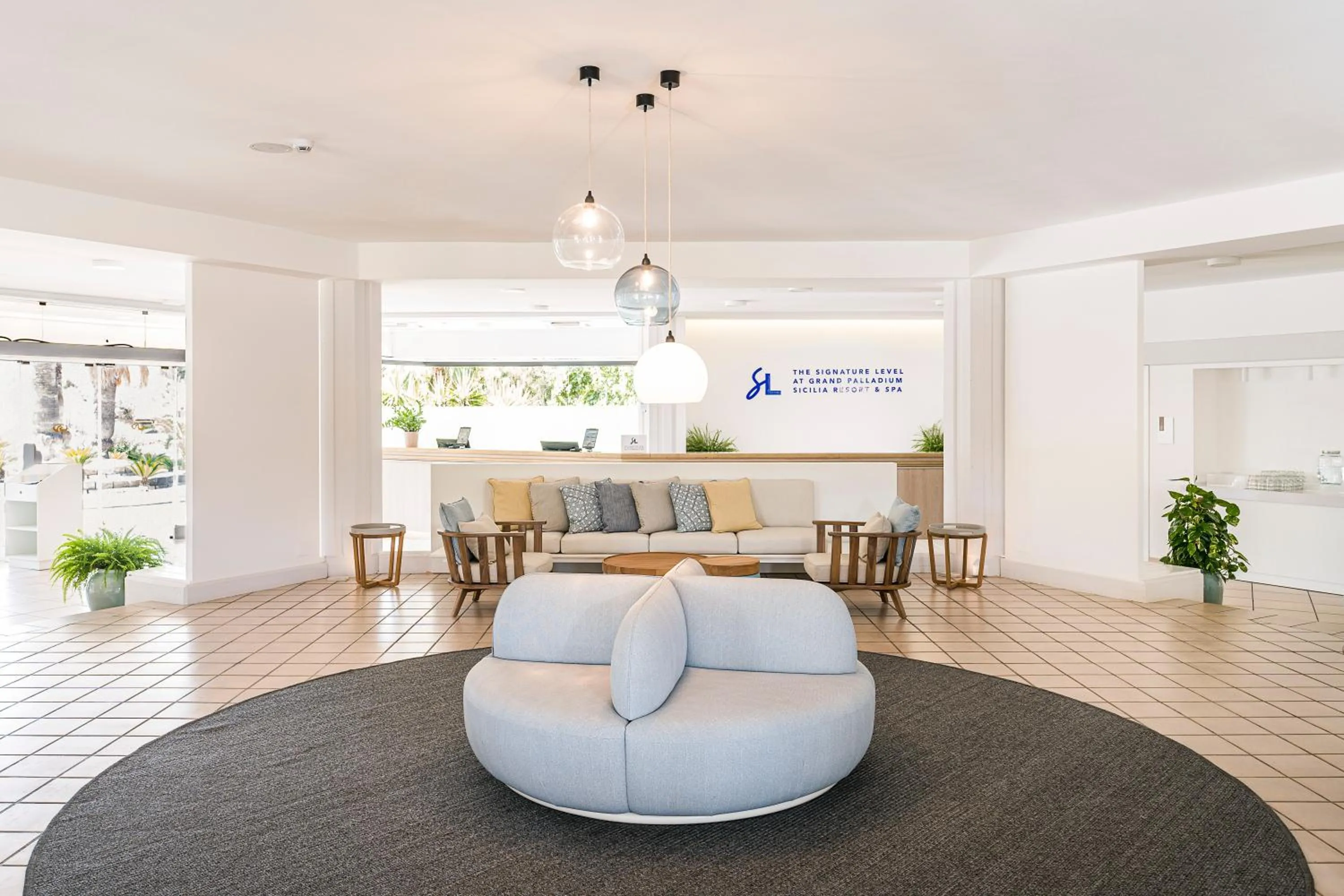 Lobby or reception in Grand Palladium Sicilia Resort & Spa