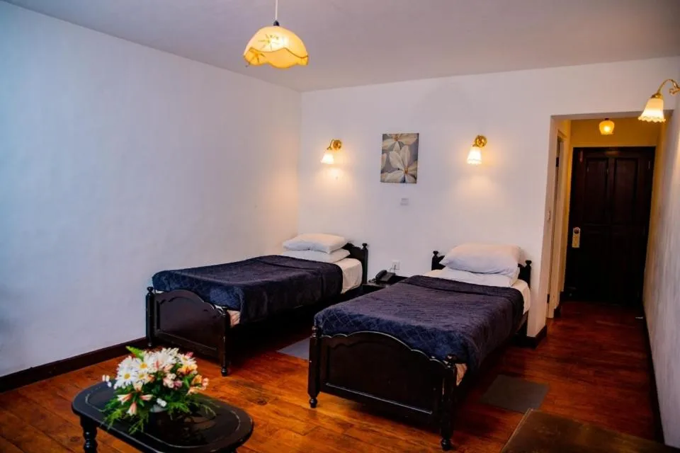 Bed in Nuwara Eliya Golf Club