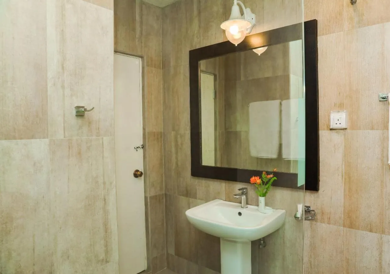 Nuwara Eliya Golf Club