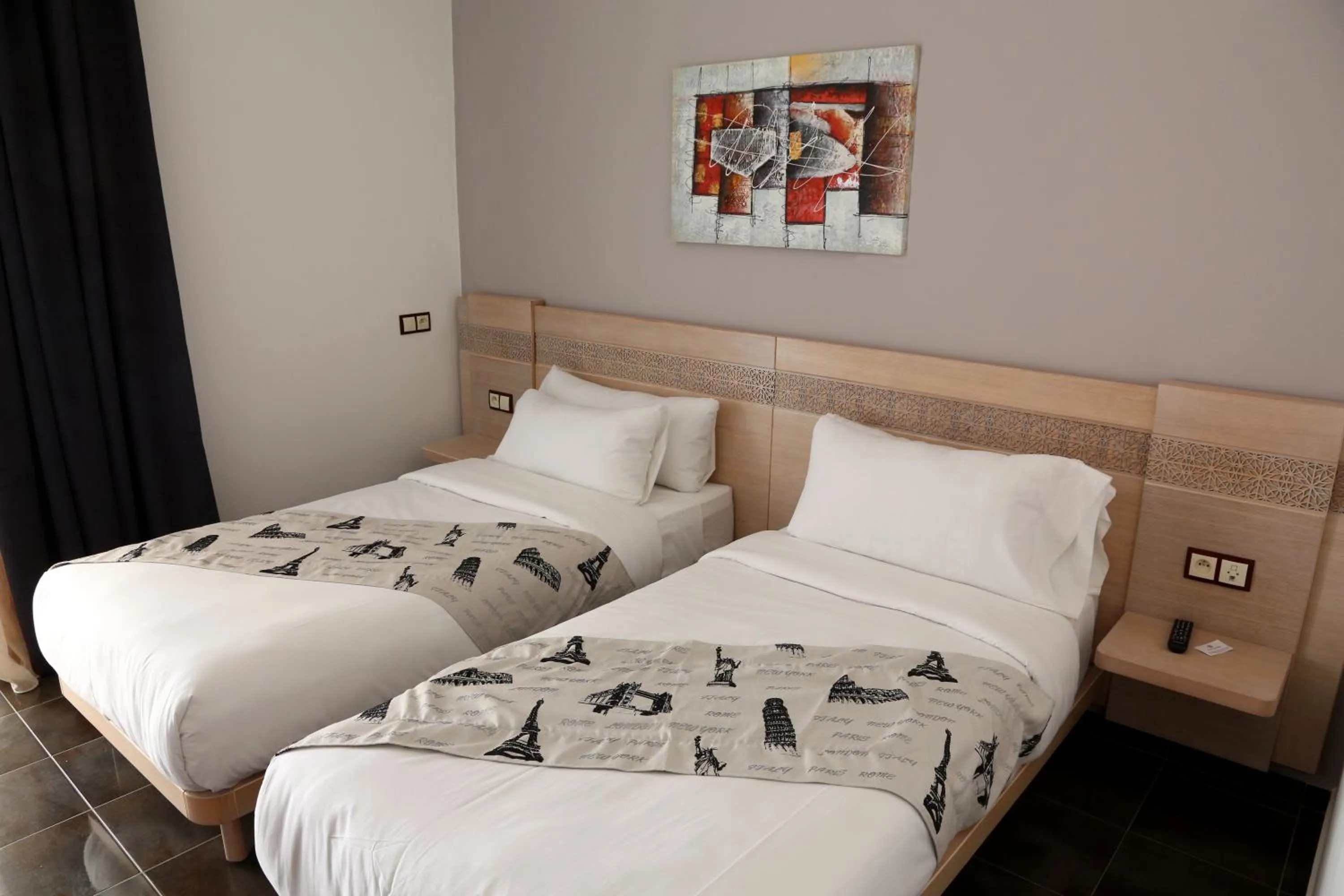 Photo of the whole room, Bed in Hotel A44