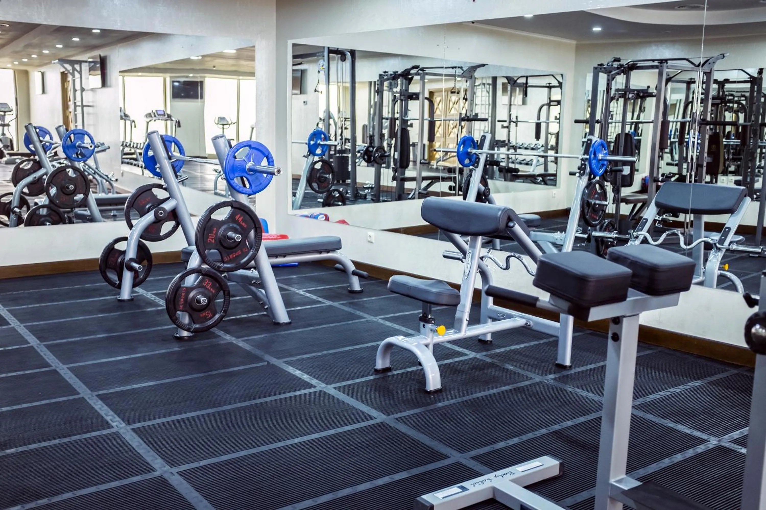 Fitness centre/facilities in Colosseum Marina Hotel