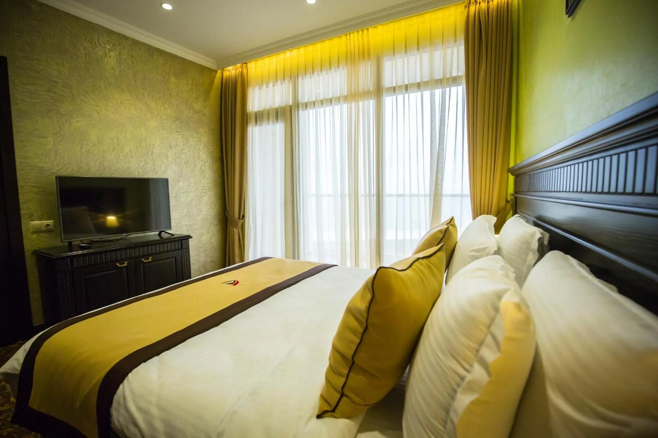 Bedroom in Colosseum Marina Hotel