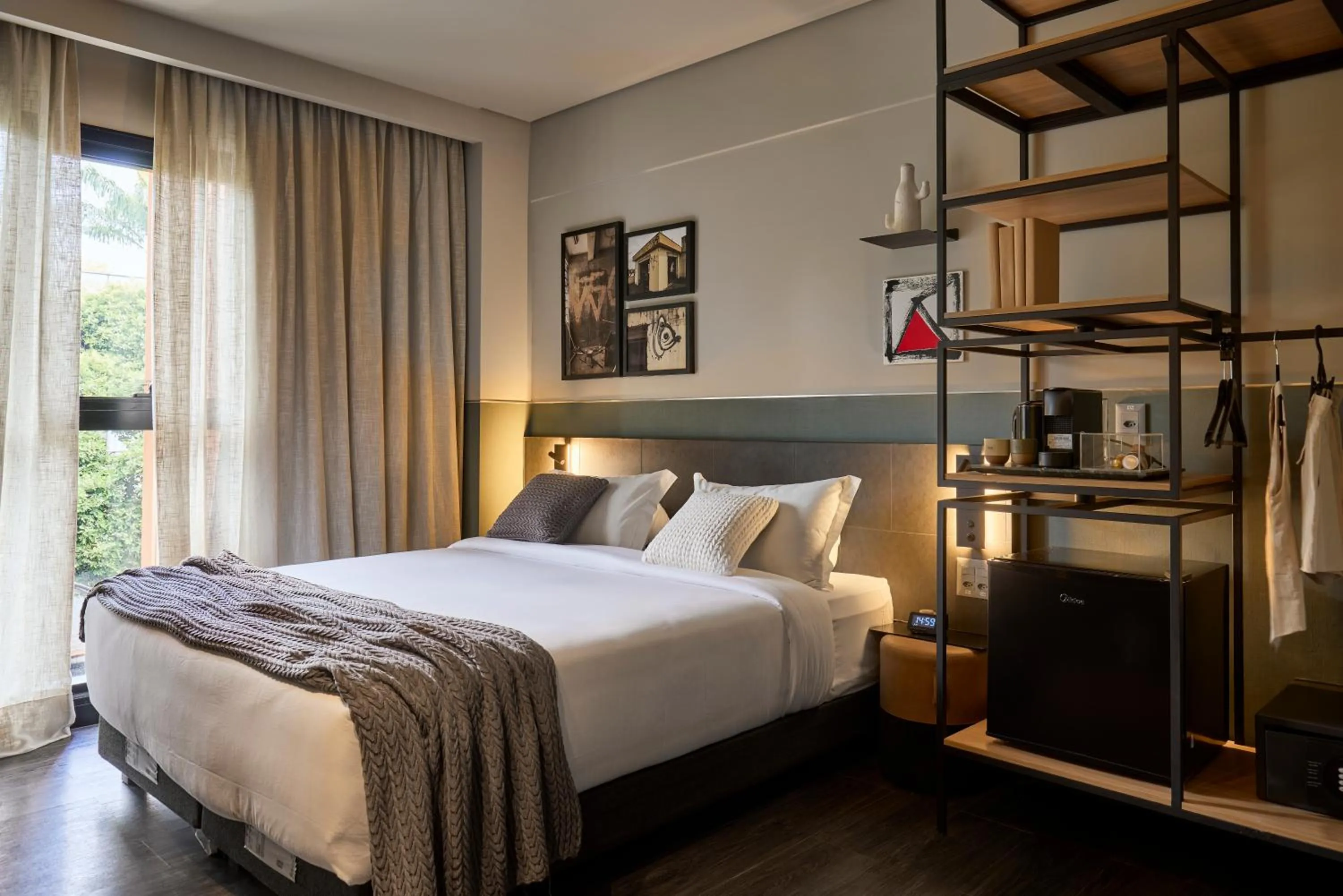 Photo of the whole room, Bed in TRIBE Belo Horizonte Savassi