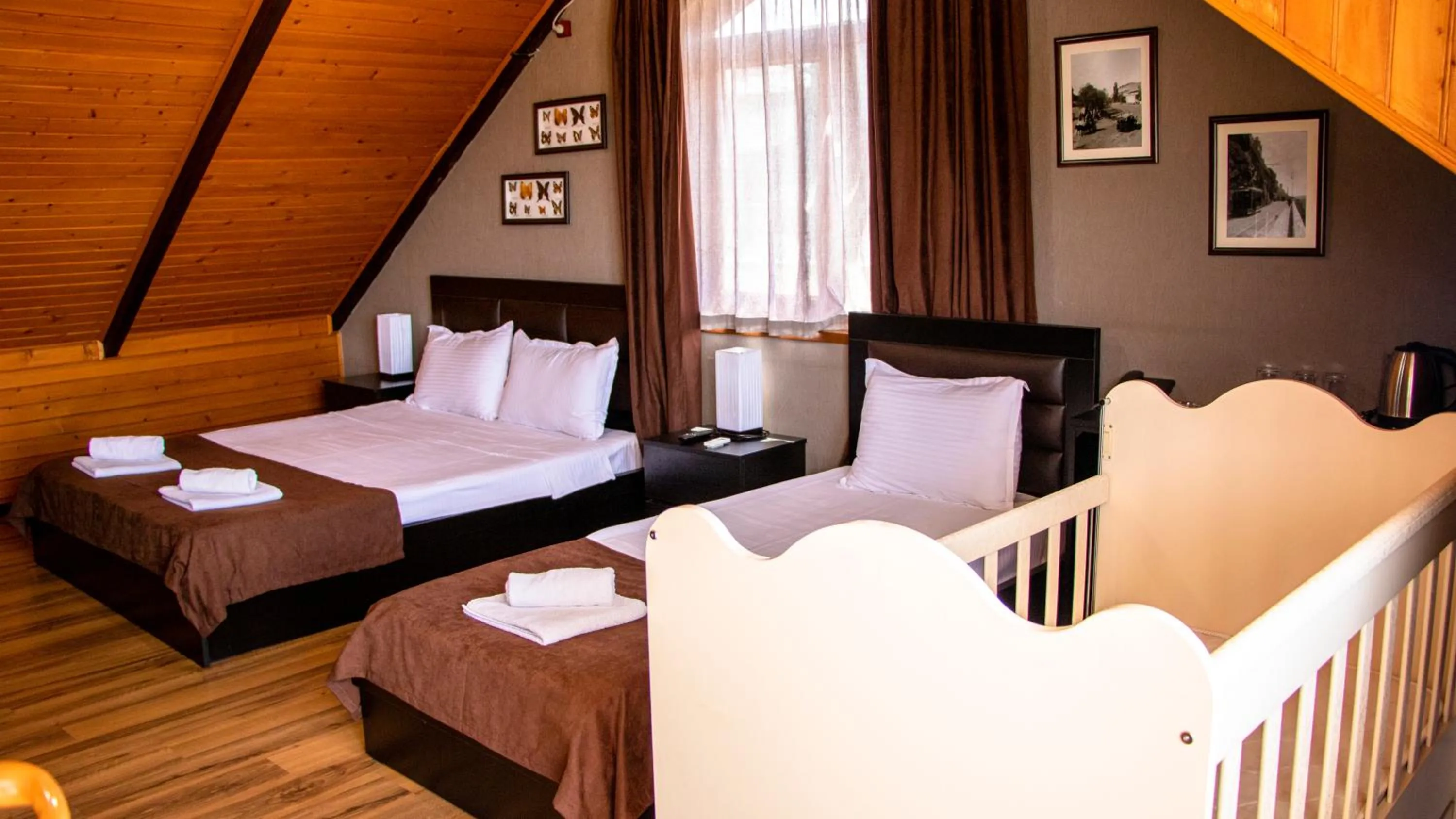 Bed in Hotel New Metekhi