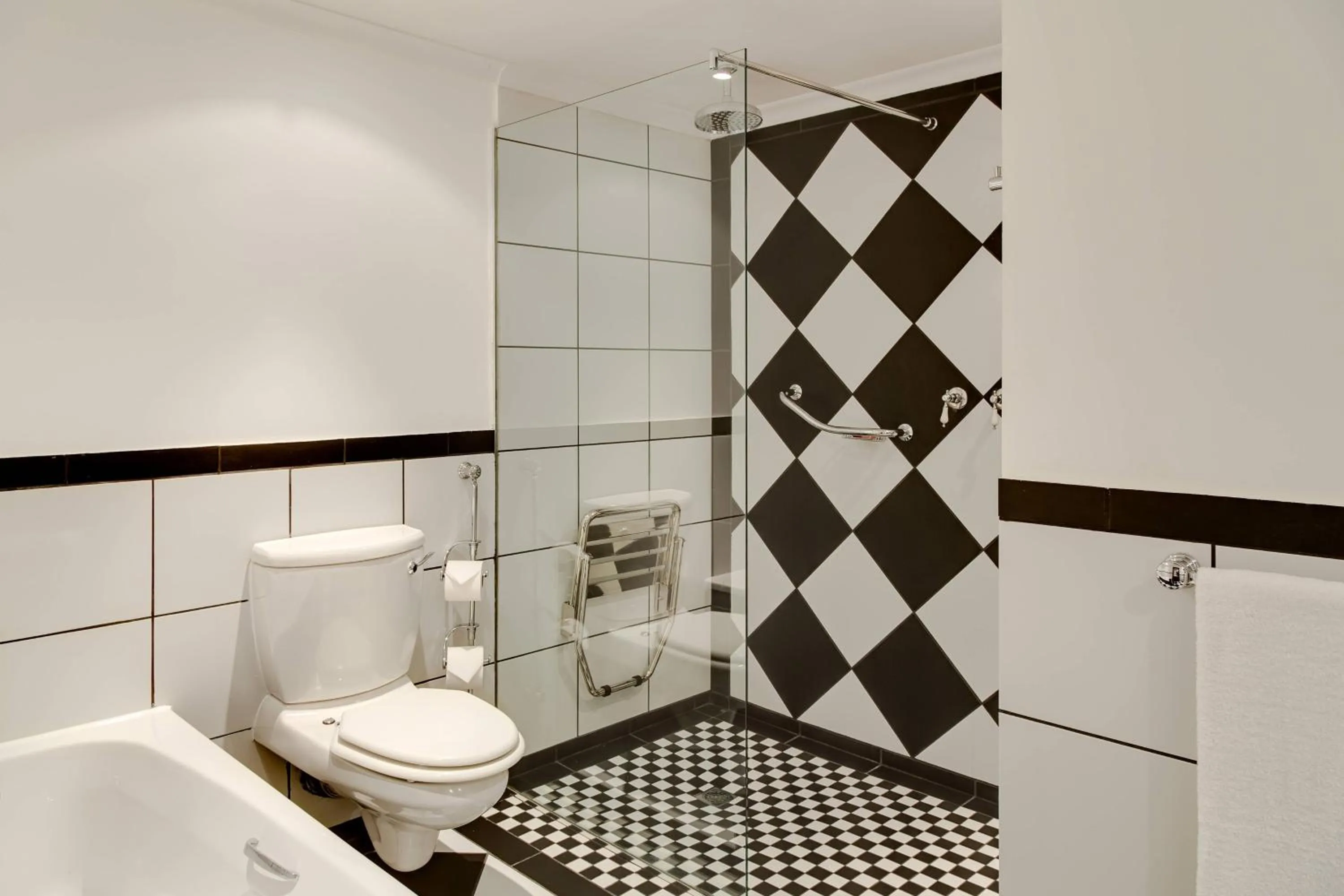 Bathroom in Protea Hotel by Marriott Blantyre Ryalls