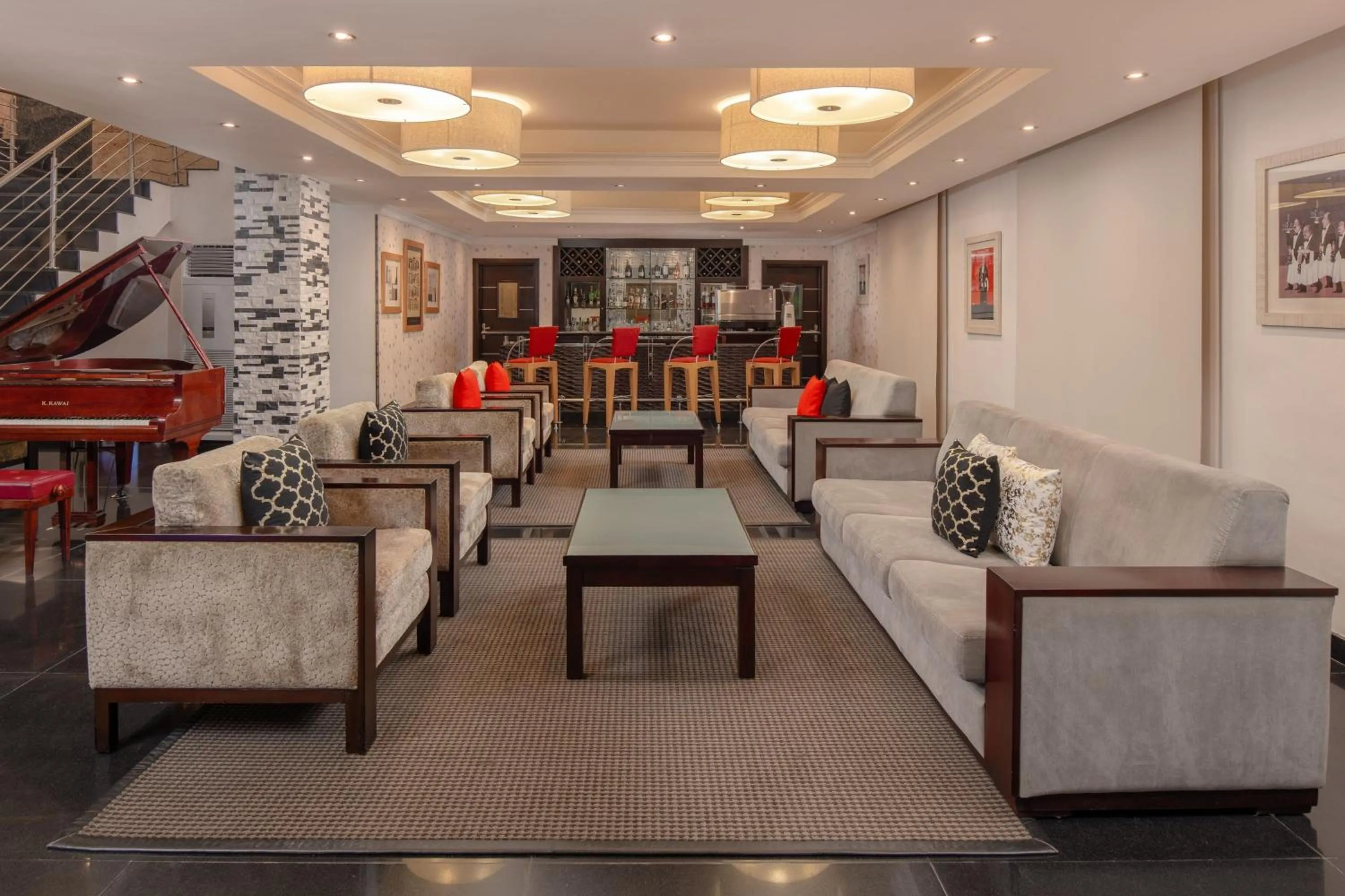 Lounge or bar in Protea Hotel by Marriott Lagos Kuramo Waters