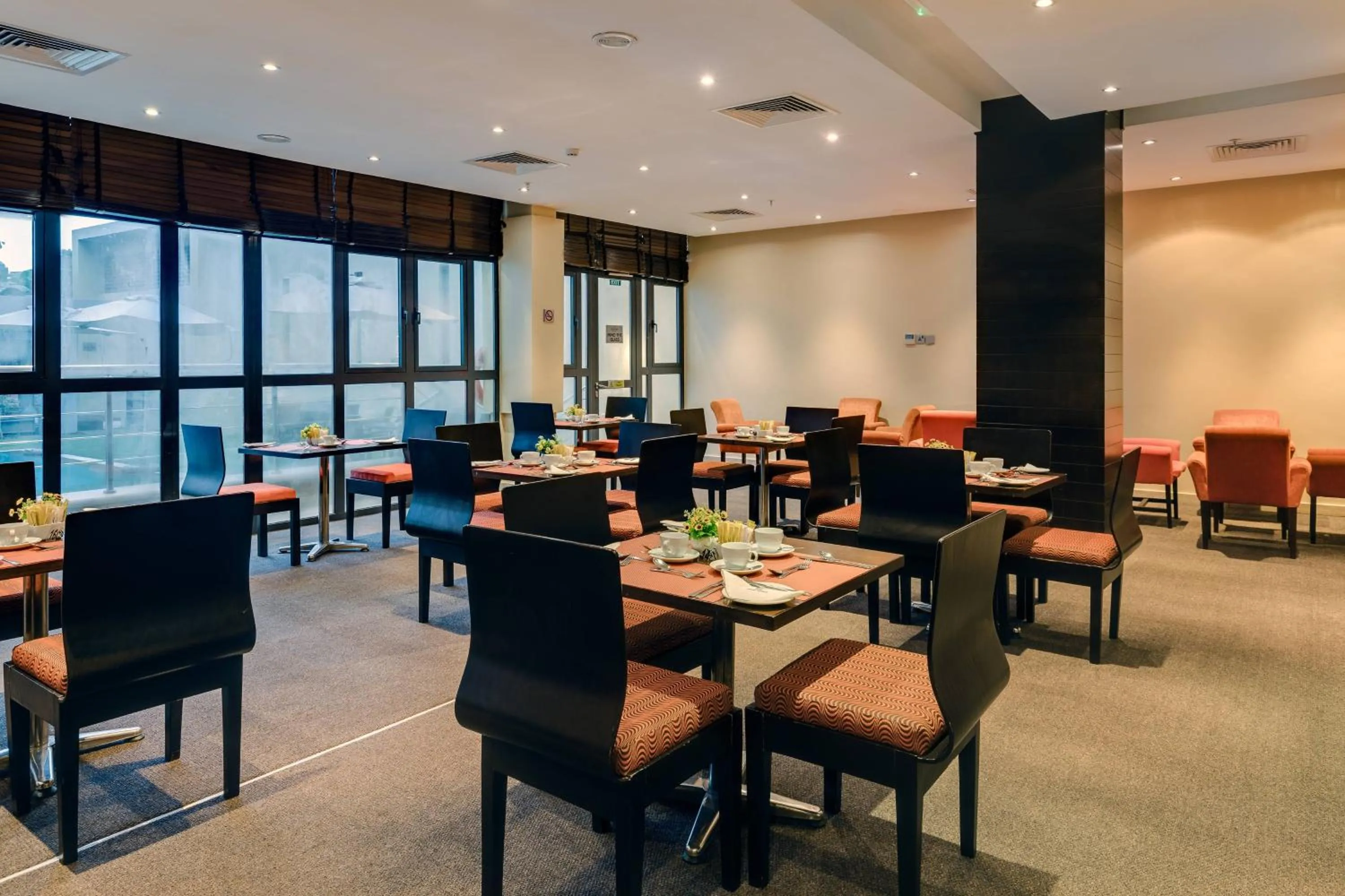 Restaurant/places to eat in Protea Hotel by Marriott Ikeja Select