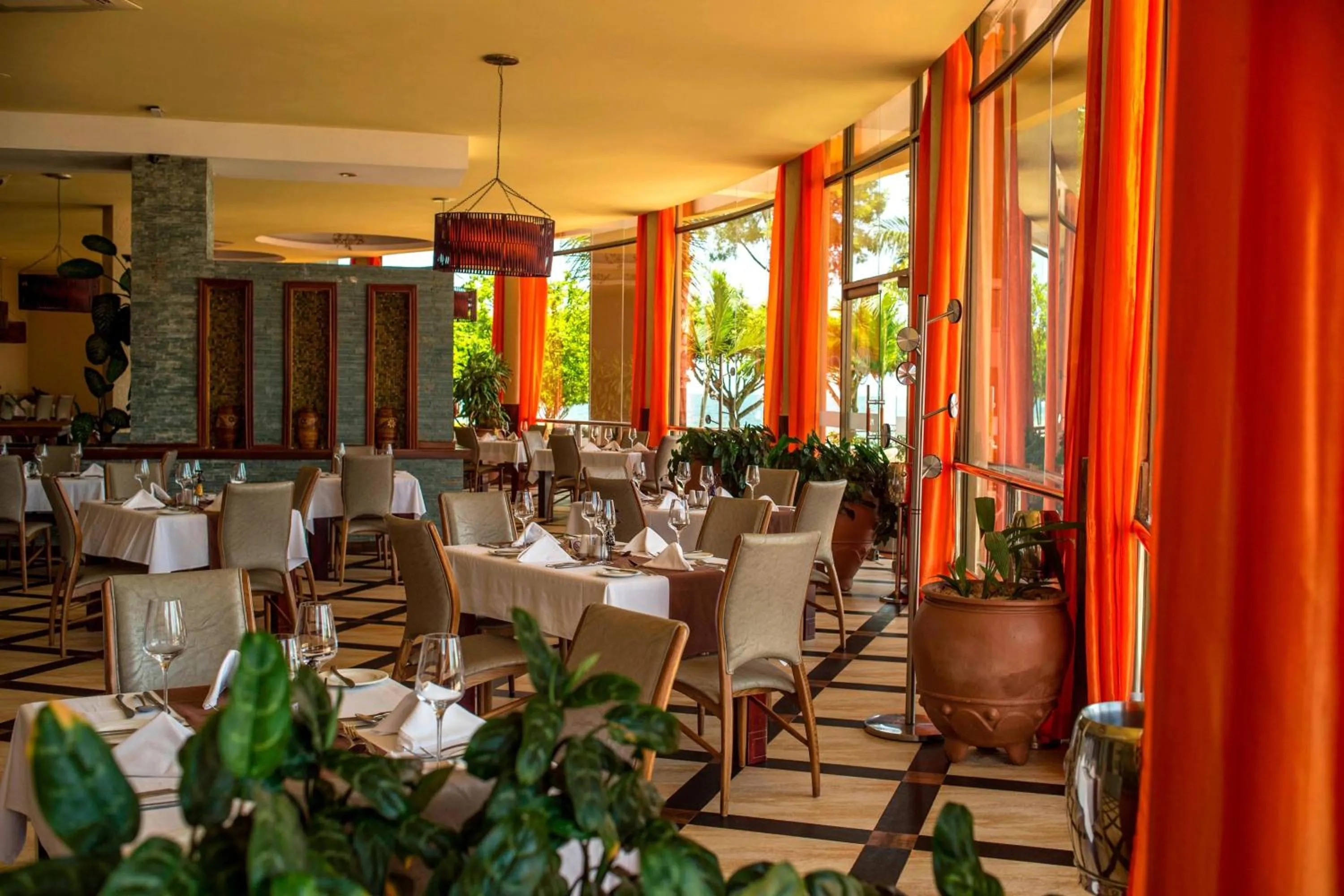 Restaurant/places to eat in Protea Hotel by Marriott Entebbe