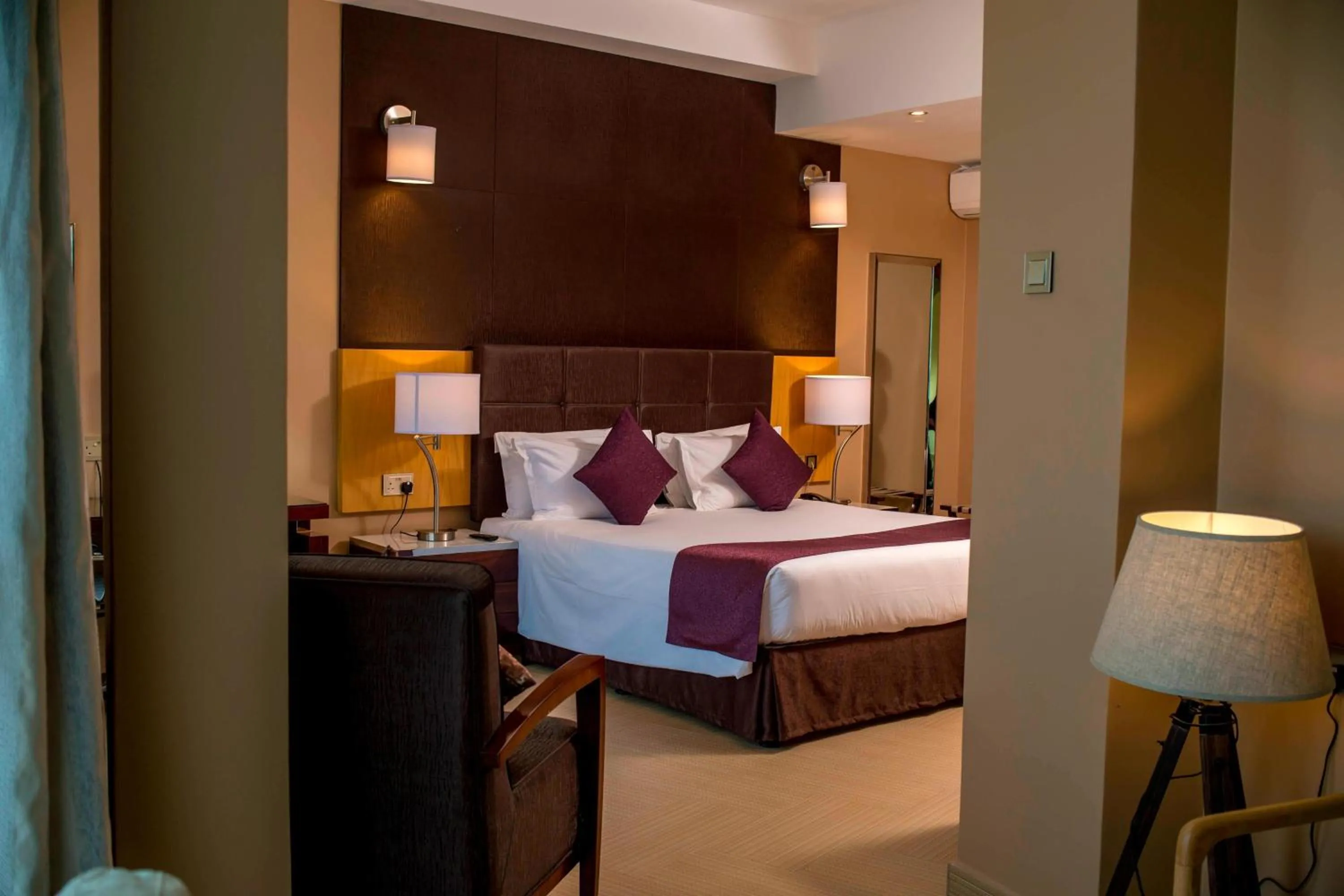 Bedroom, Bed in Protea Hotel by Marriott Entebbe