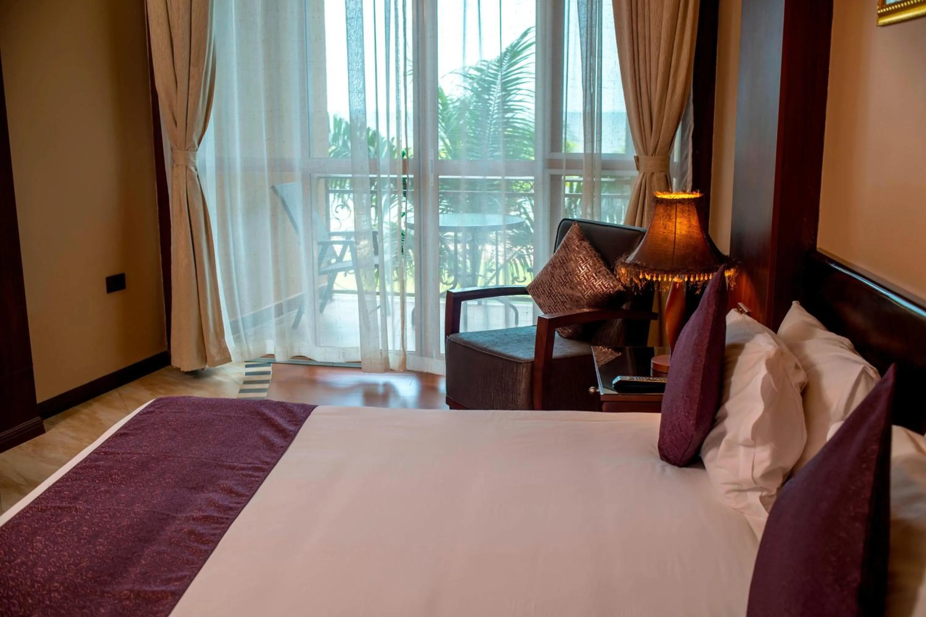 Photo of the whole room, Bed in Protea Hotel by Marriott Entebbe