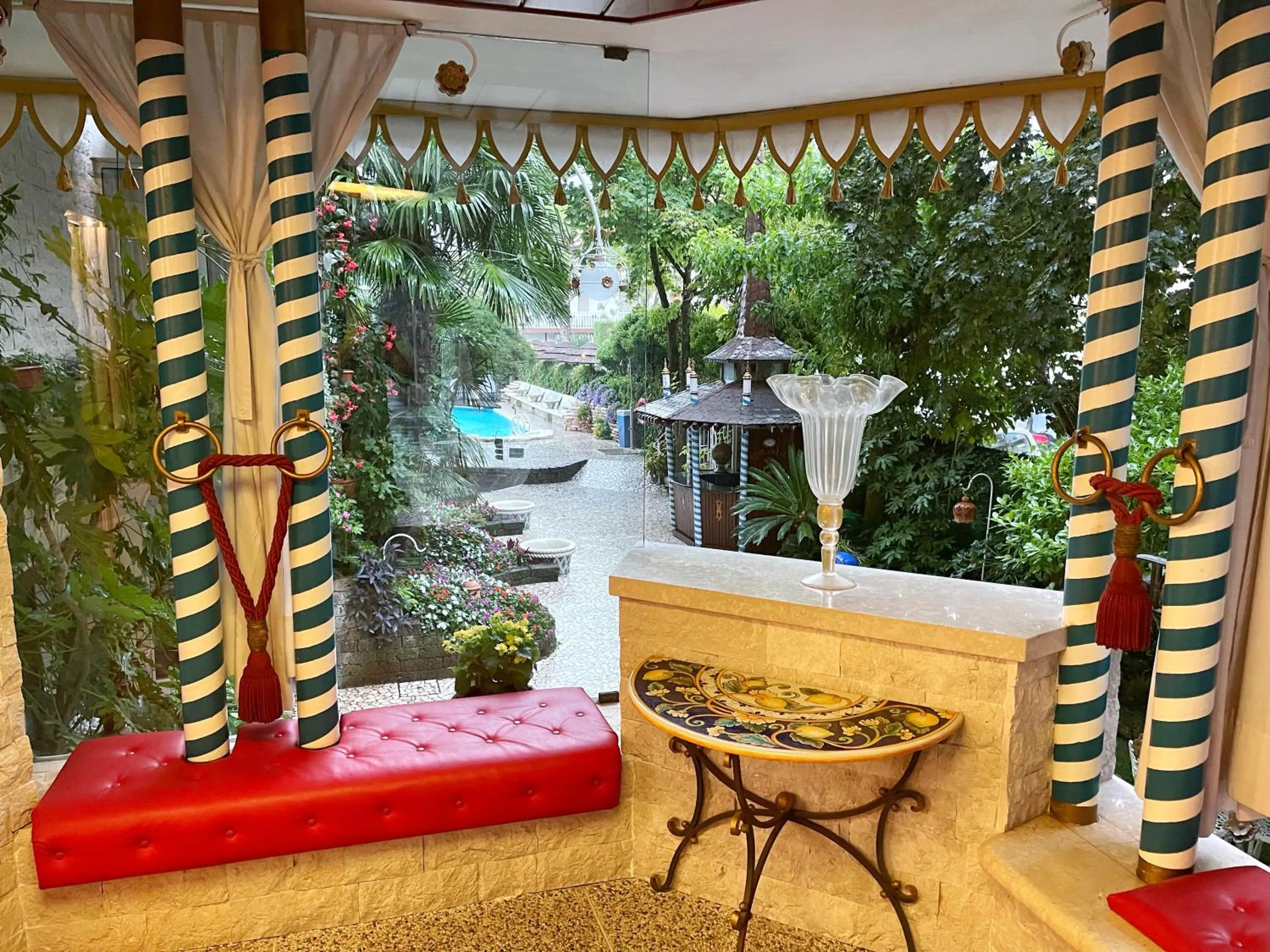 Facade/entrance in Milton Boutique Hotel - Adults Only