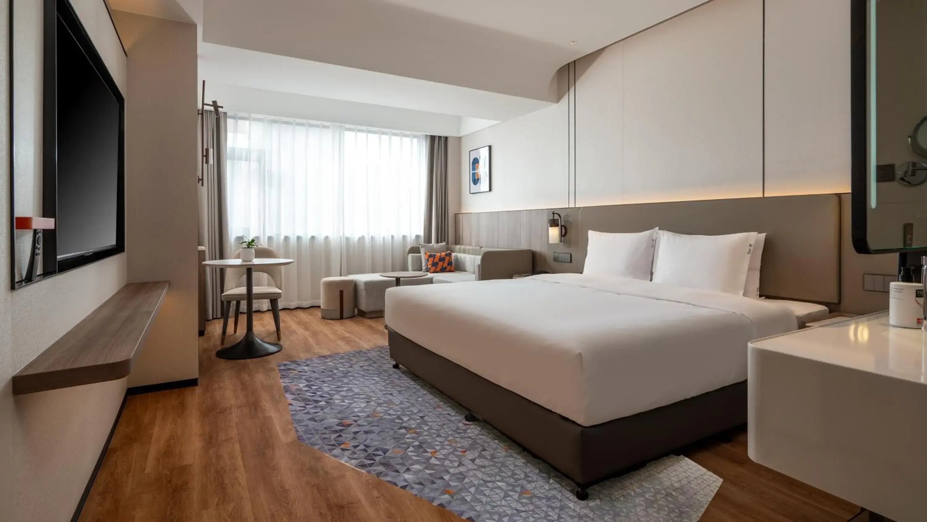 Large Standard King Room - High Floor in Holiday Inn Express Putian City Center Large Standard King Room - High Floor in Holiday Inn Express Putian City Center