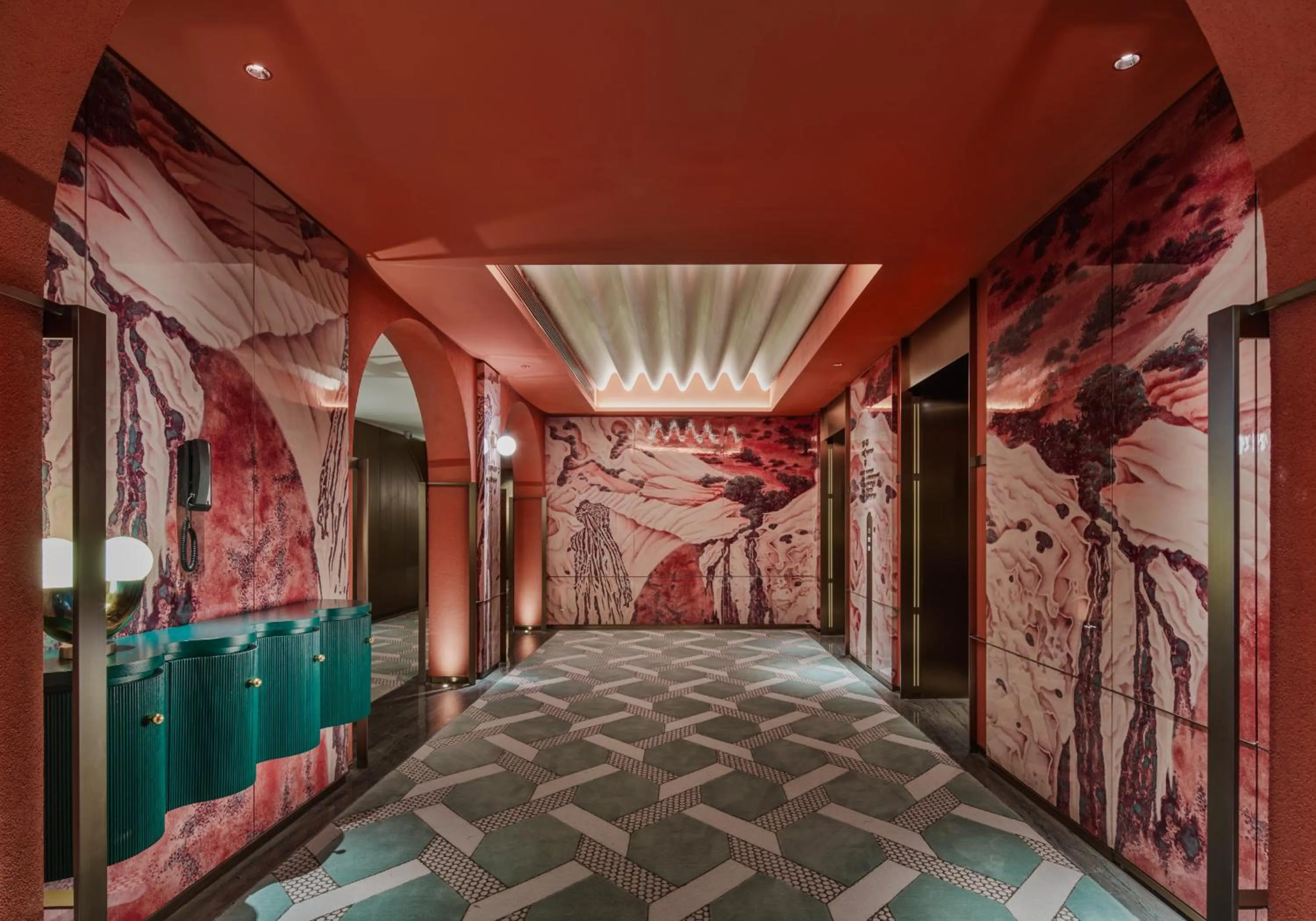 Lobby or reception, Bed in Hotel Indigo Wuxi Qingming Bridge