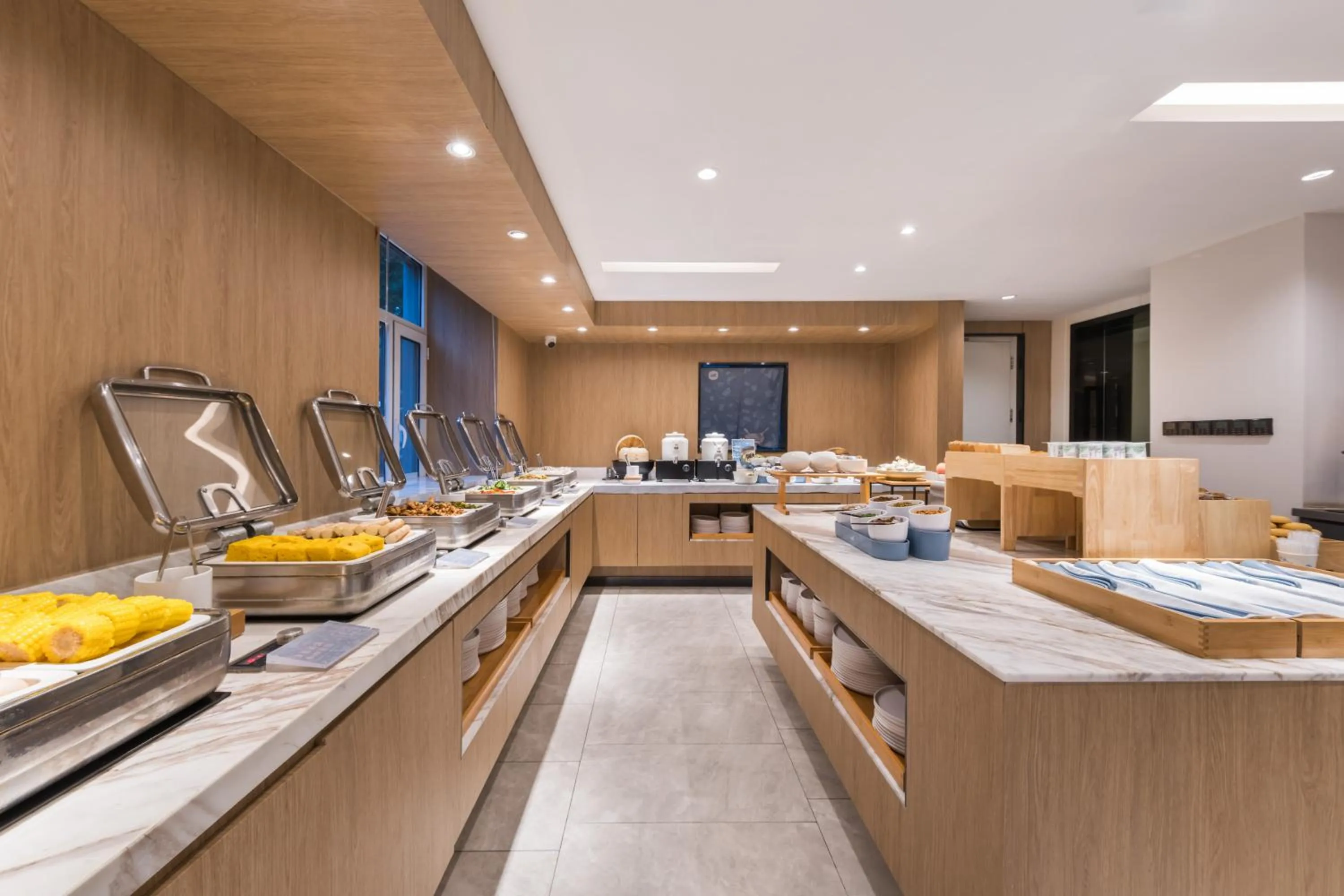 Restaurant/places to eat in Hanting Hotel Beijing Deshengmen