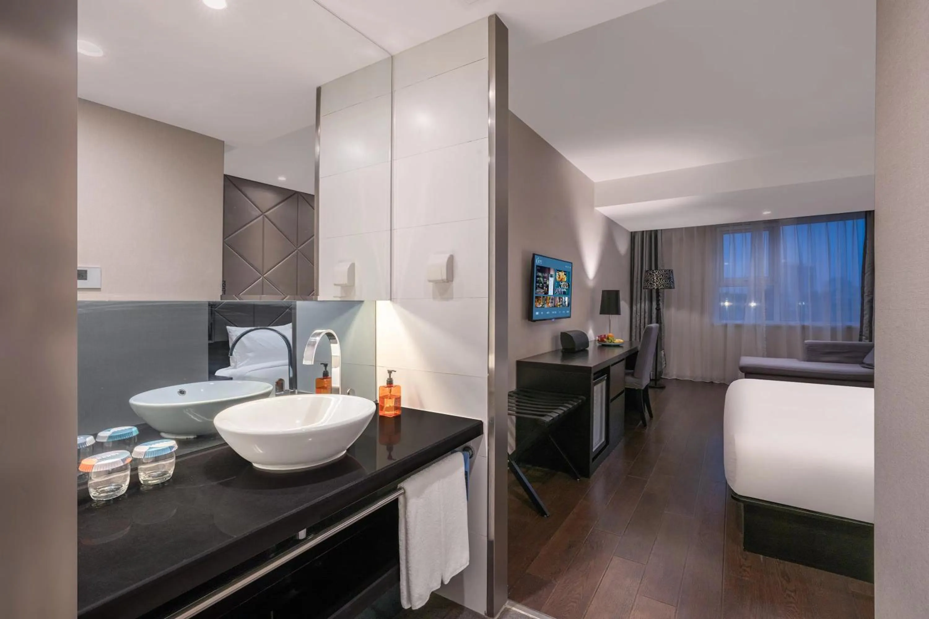 Property building in Orange Hotel Beijing Xi'erqi