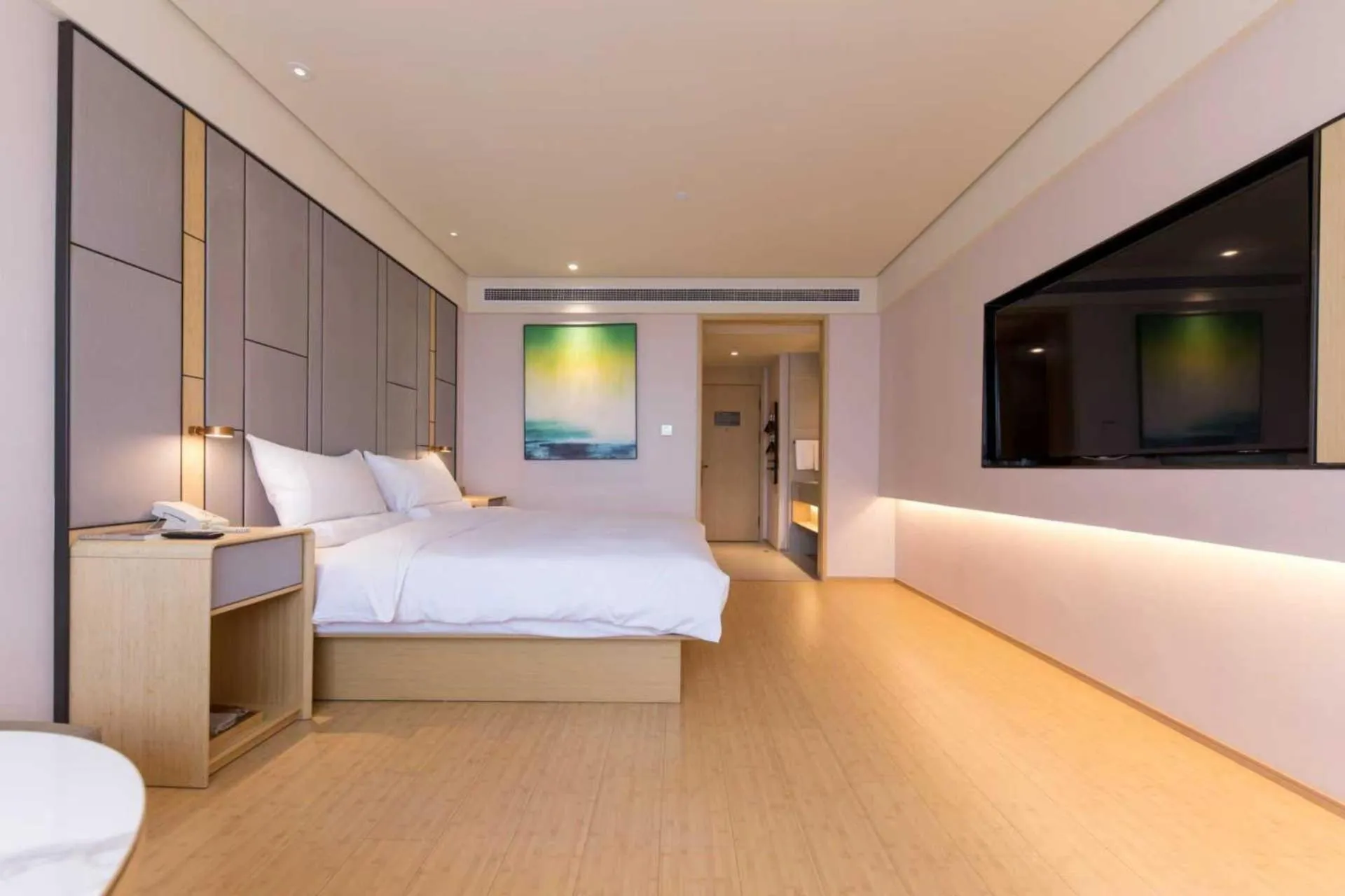 Bed in JI Hotel Shanghai Chunsheng Road