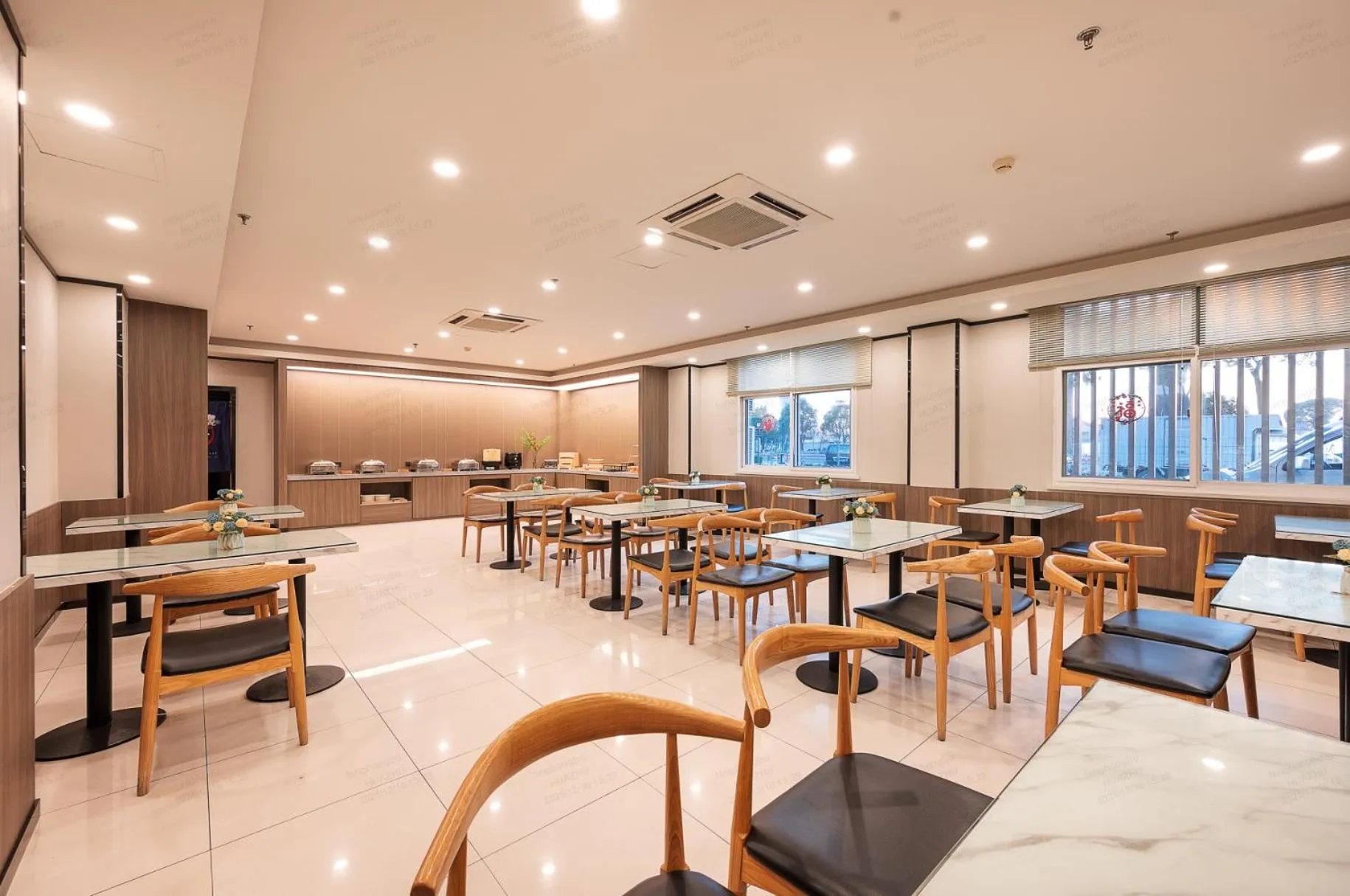 Restaurant/places to eat in Hanting Hotel Shanghai Pudong Airport