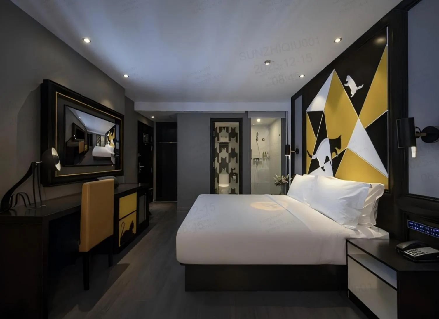 room service, Bed in Orange Hotel Shanghai Chuansha International Tourism Resort