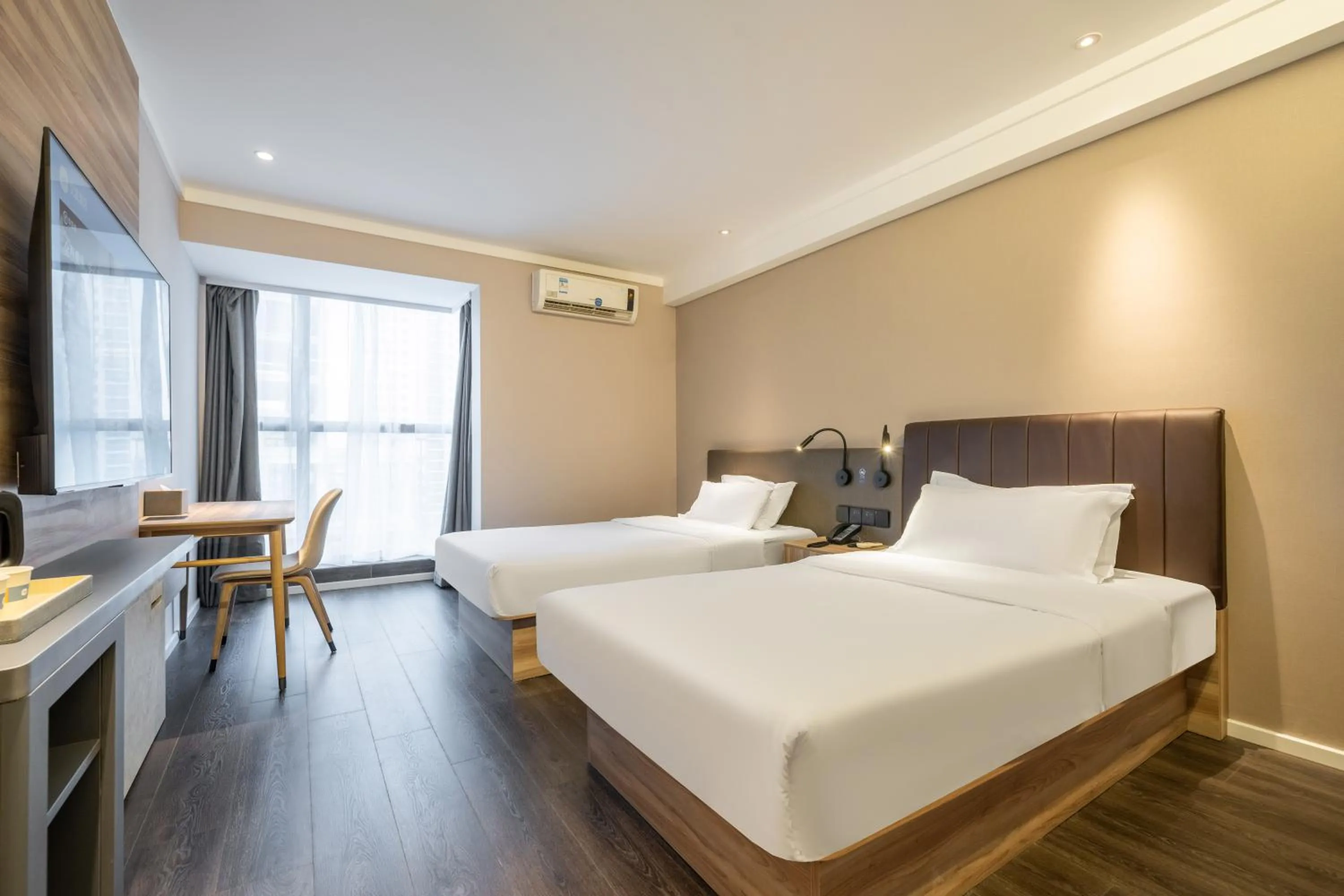 Bedroom, Bed in Hanting Hotel Shanghai Fengxian Nanqiao Industrial Park