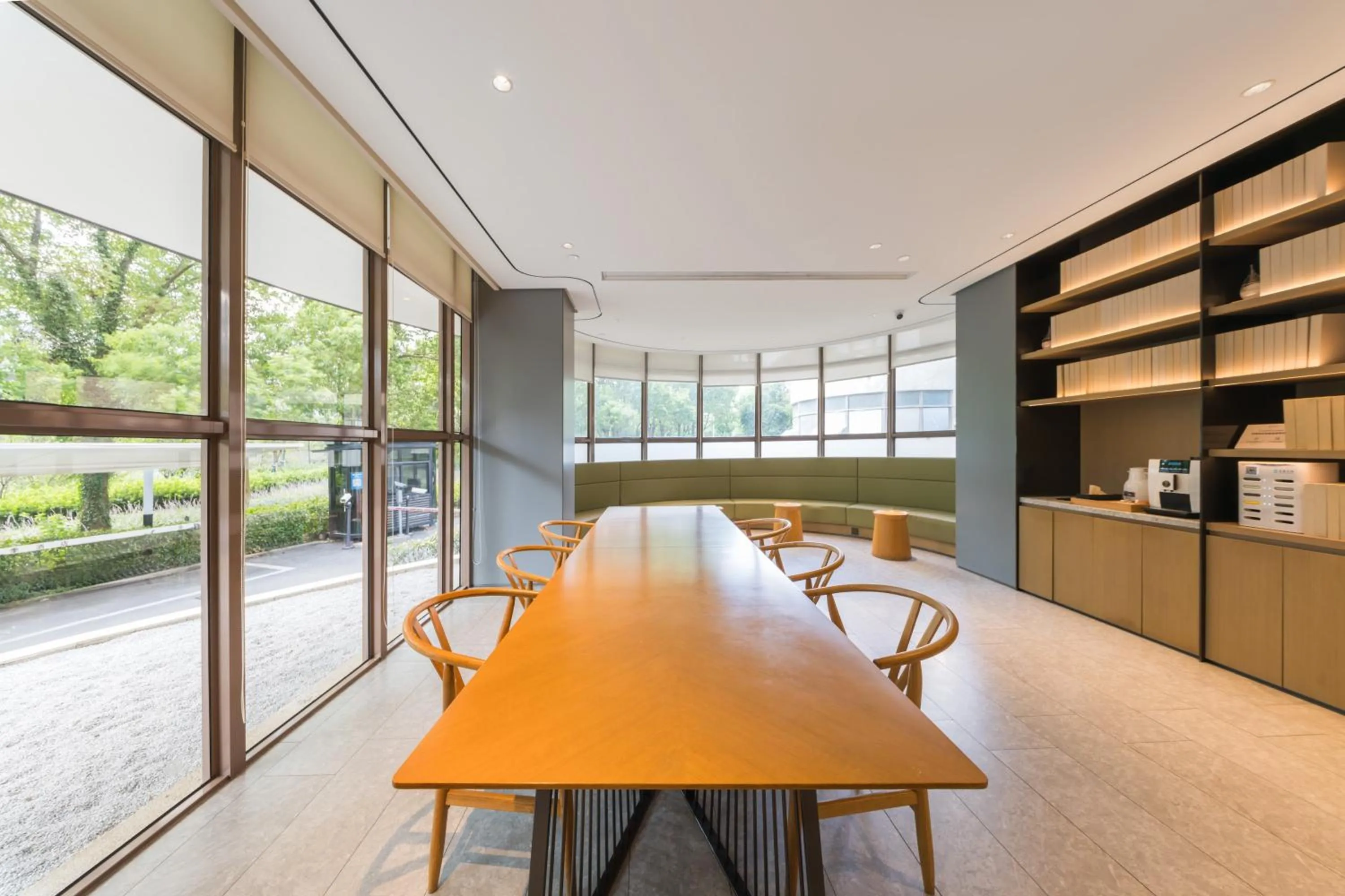 Business facilities in JI Hotel Shanghai World Expo Sanlin Road