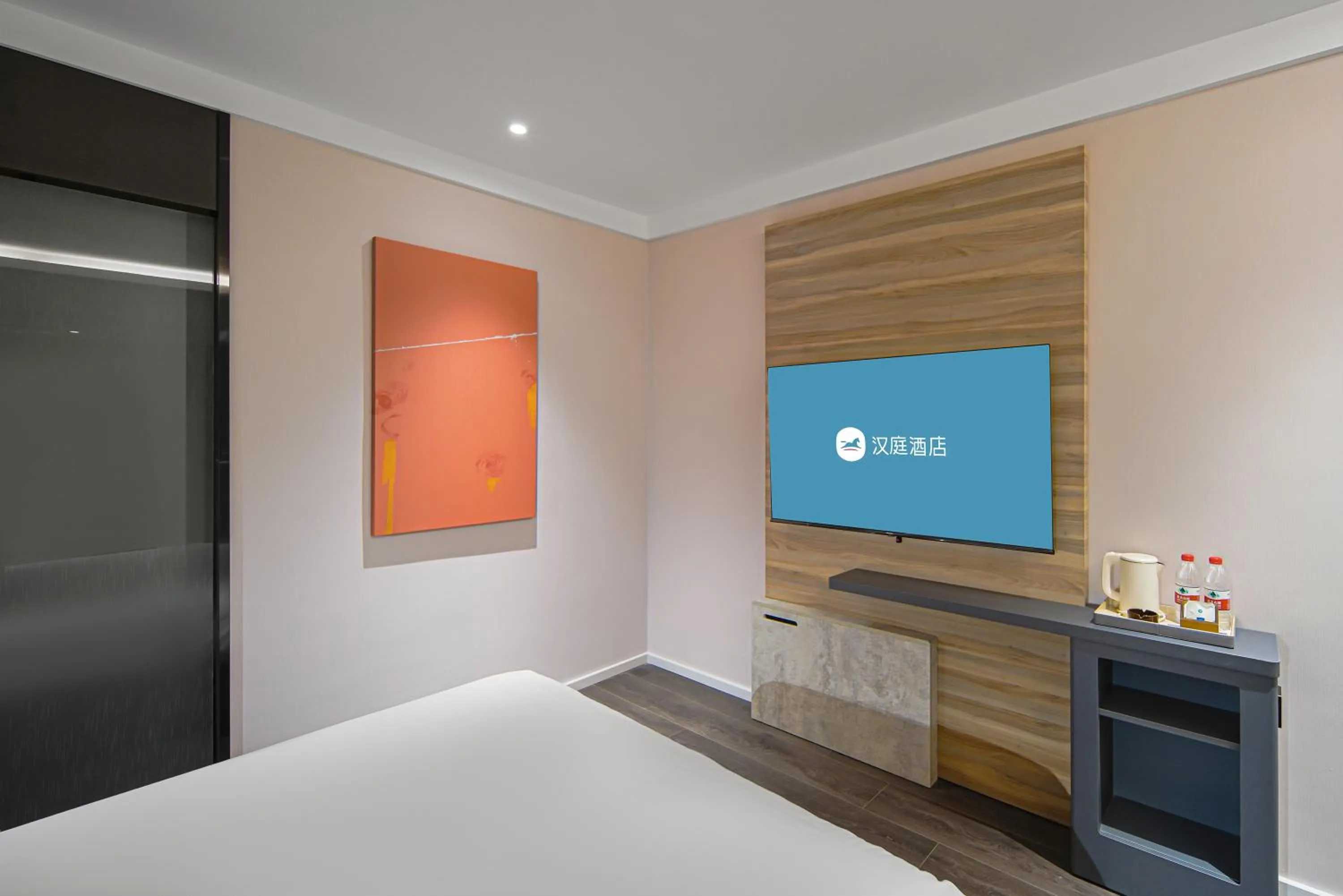 Photo of the whole room, Bed in Hanting Hotel Nanjing Xianhemen Zidong Commercial Street