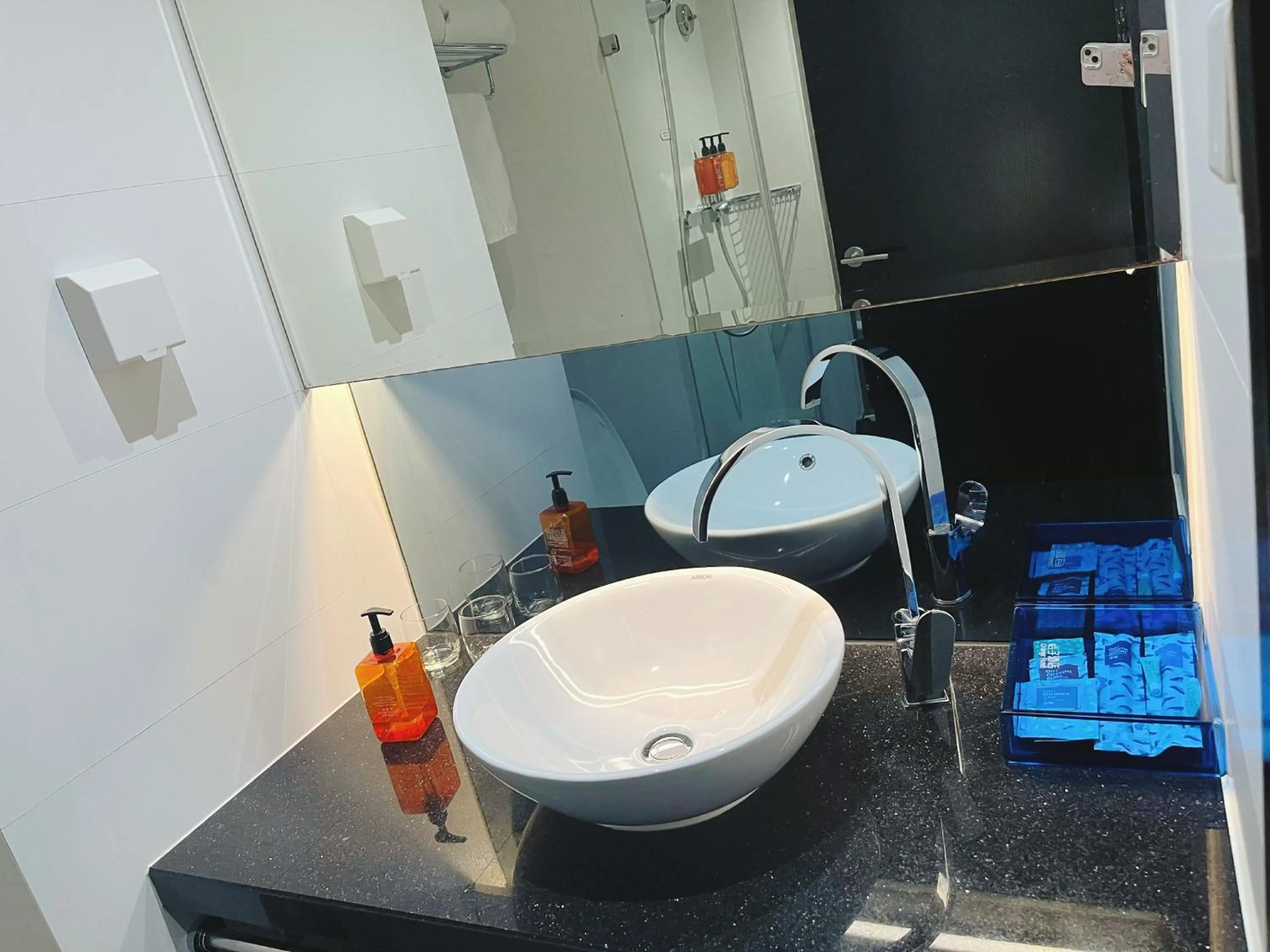 Bathroom in Orange Hotel Suzhou Emerald Plaza