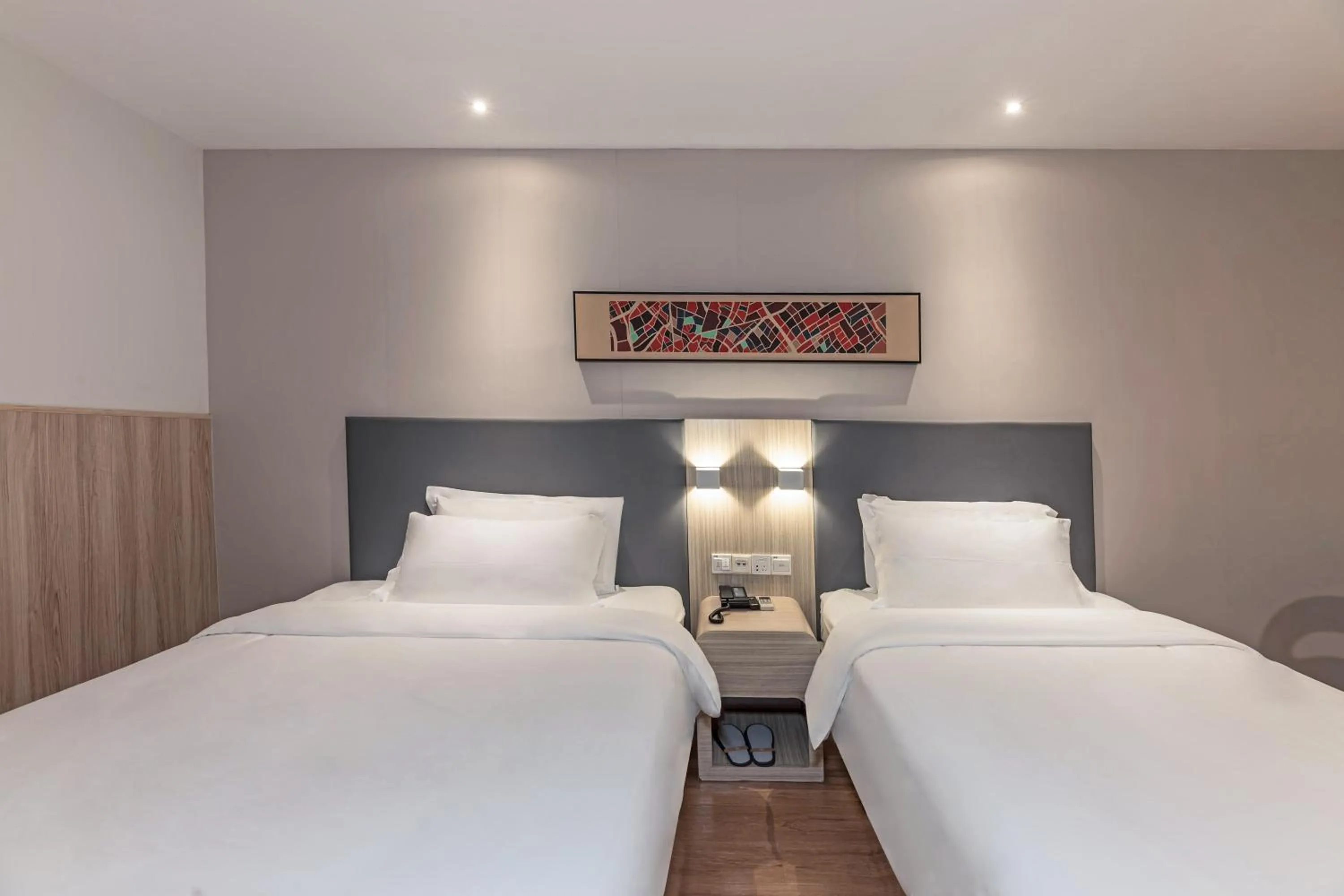 Property building in Hanting Hotel Suzhou International Education Park Yuexi Subway Station