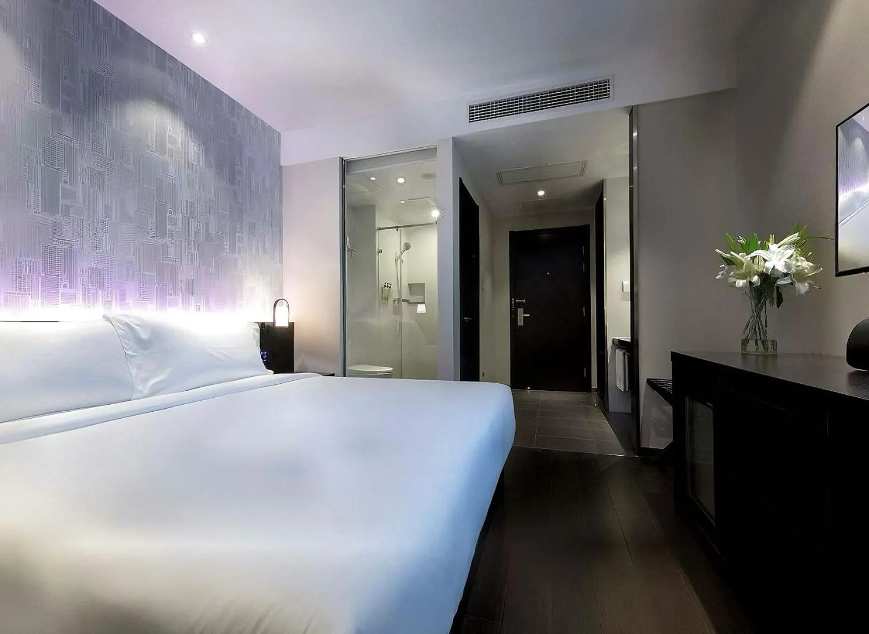 Photo of the whole room, Bed in Orange Hotel Hangzhou Binjiang University Town