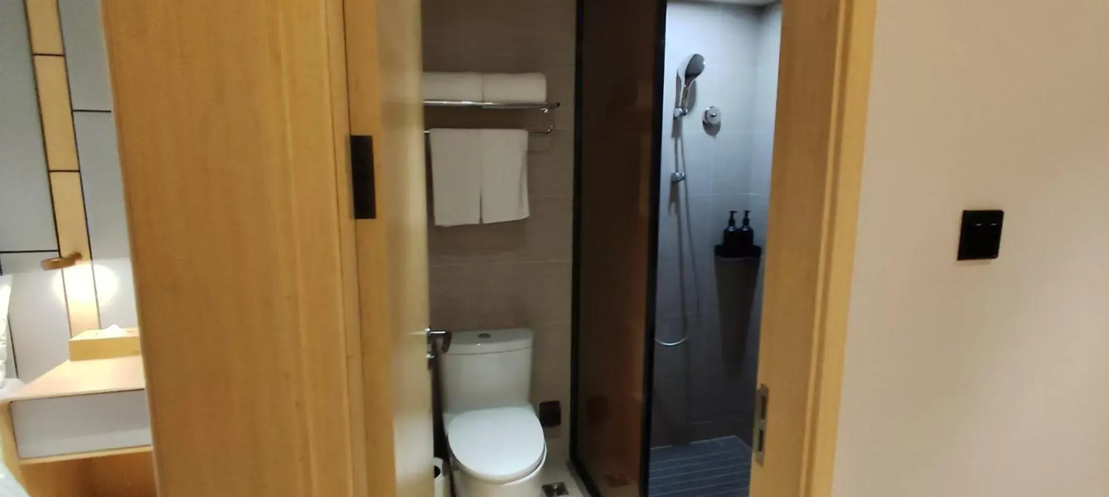 Deluxe King Room in JI Hotel Hangzhou Xianghu Wanda Middle Road Deluxe King Room in JI Hotel Hangzhou Xianghu Wanda Middle Road