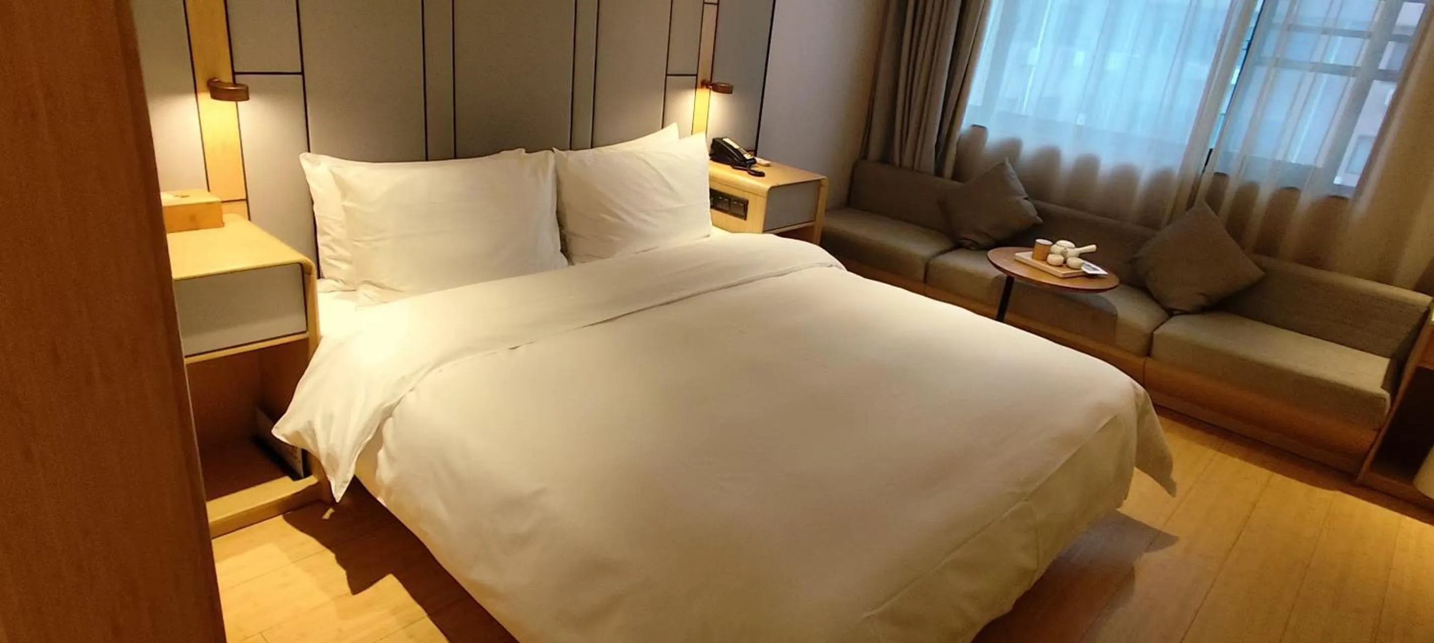 Bed in JI Hotel Hangzhou Xianghu Wanda Middle Road