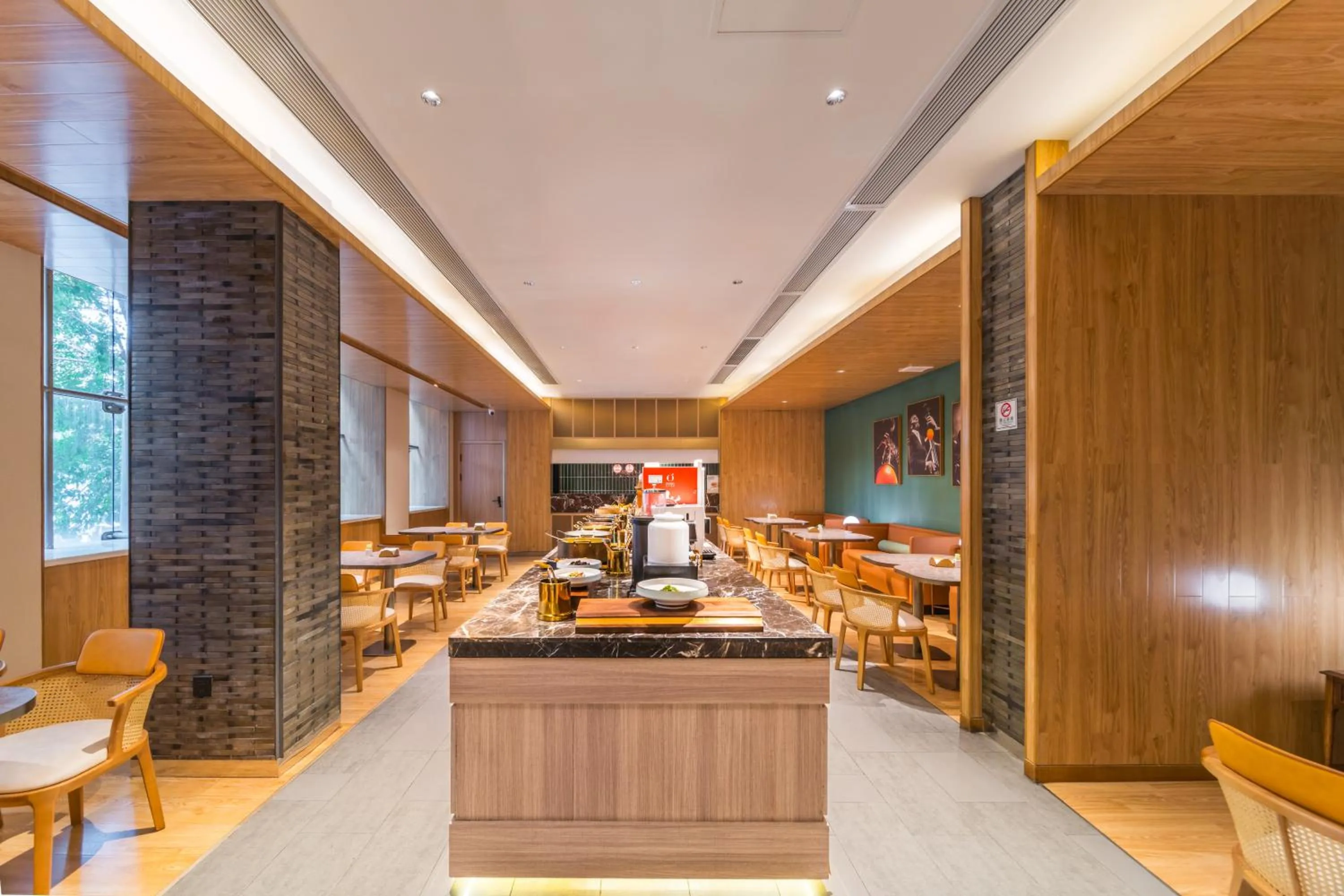 Orange Hotel Guangzhou Tianhe Gangding Subway Station