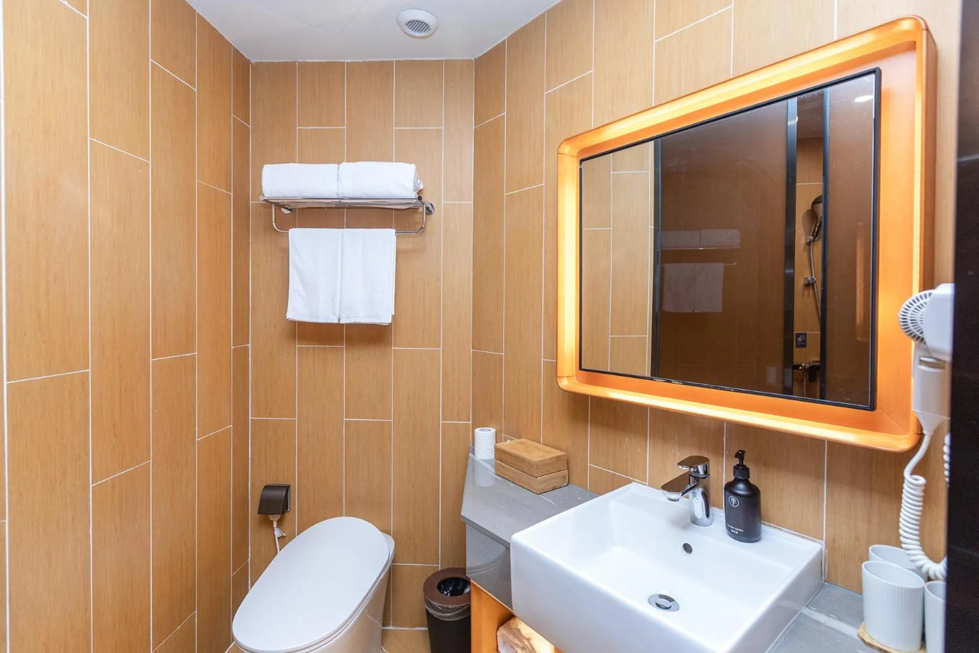 JI Hotel Shenzhen Shennan Avenue Huaqiang