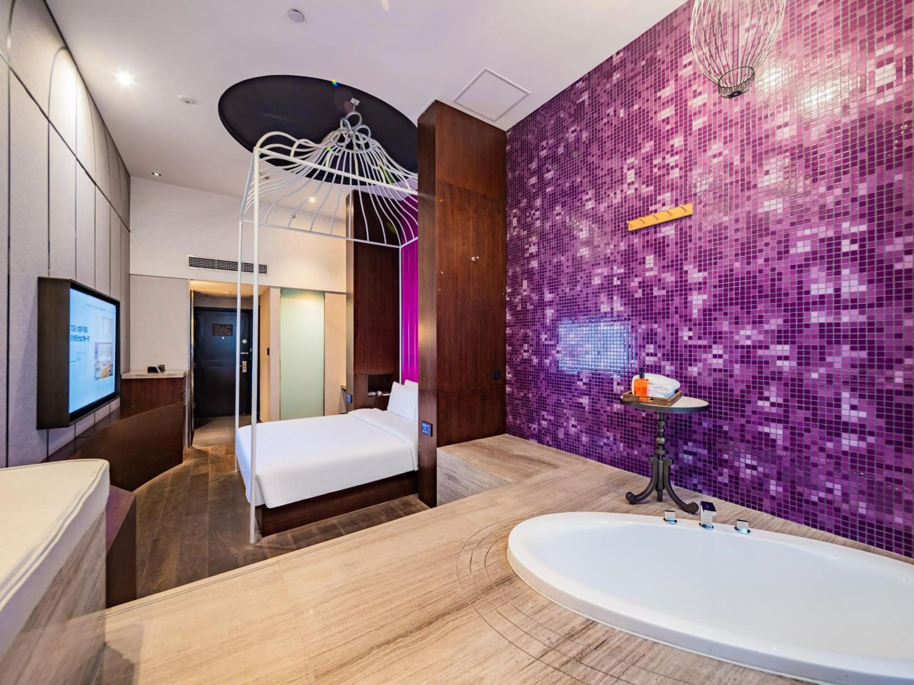 Shower in Orange Hotel Chengdu High-Tech Global Center